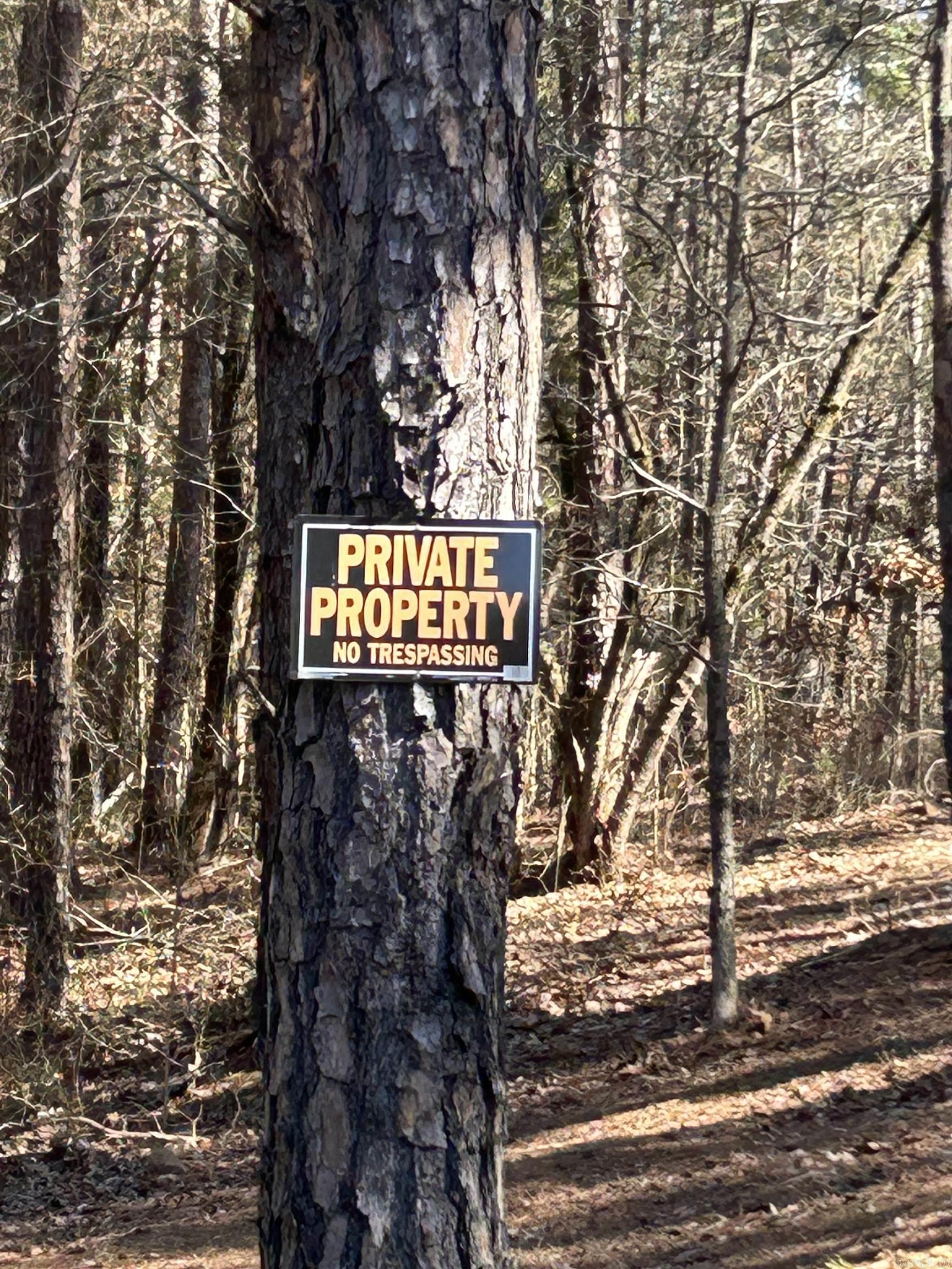 Metes & Bounds - Land