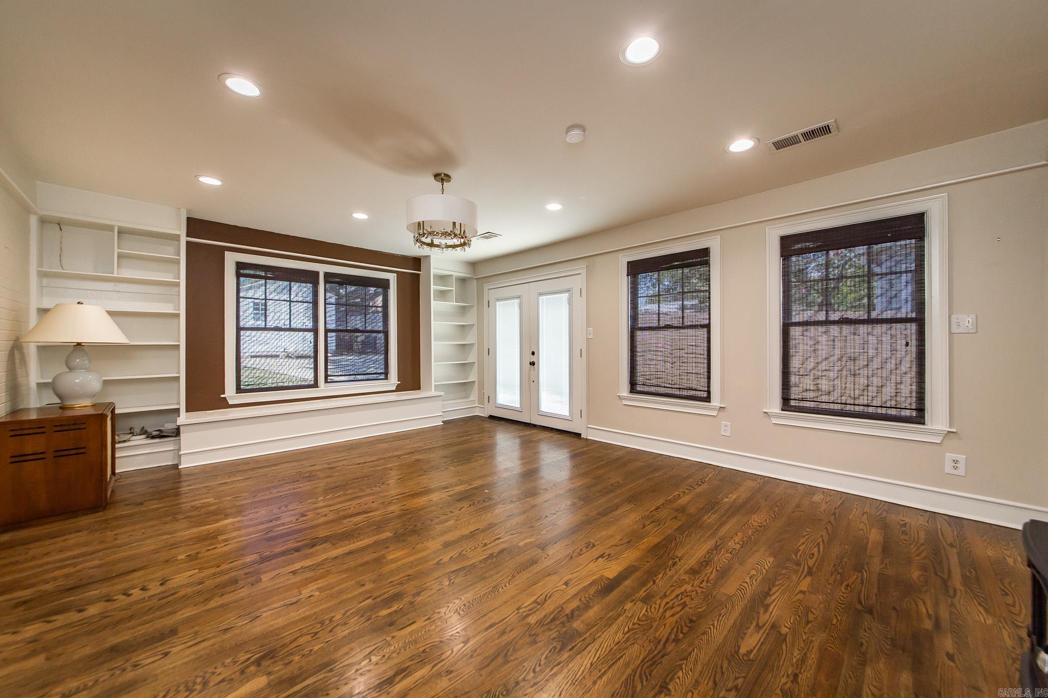 PARK HILL - Residential