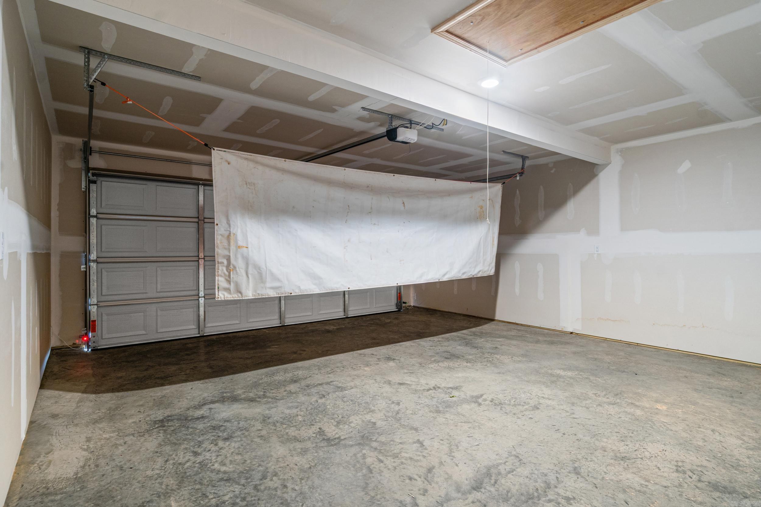 SOUTHFORK RANCH S/D PH I - Residential