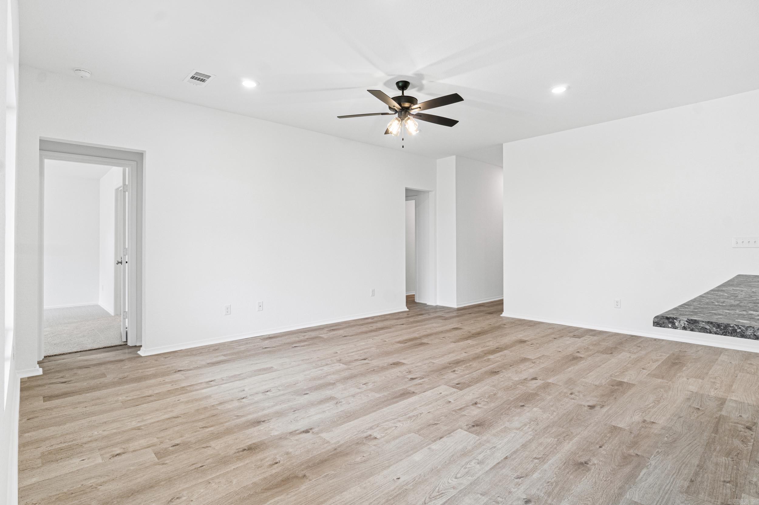 SOUTHFORK RANCH S/D PH I - Residential