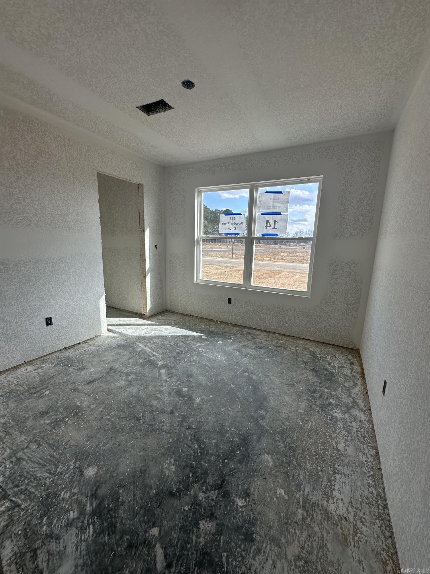 SOUTHFORK RANCH S/D PH I - Residential