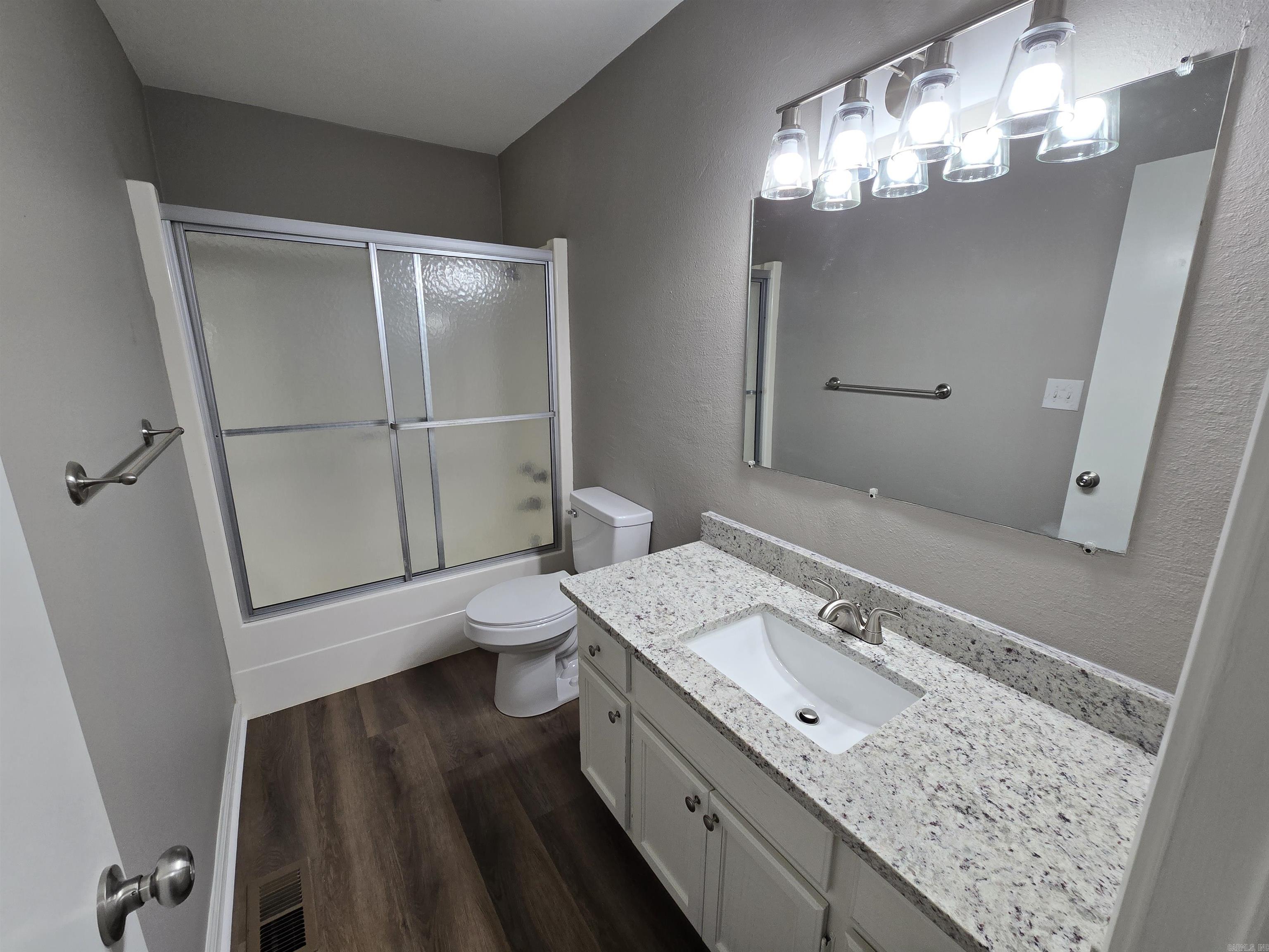 INDIAN HILLS - Residential