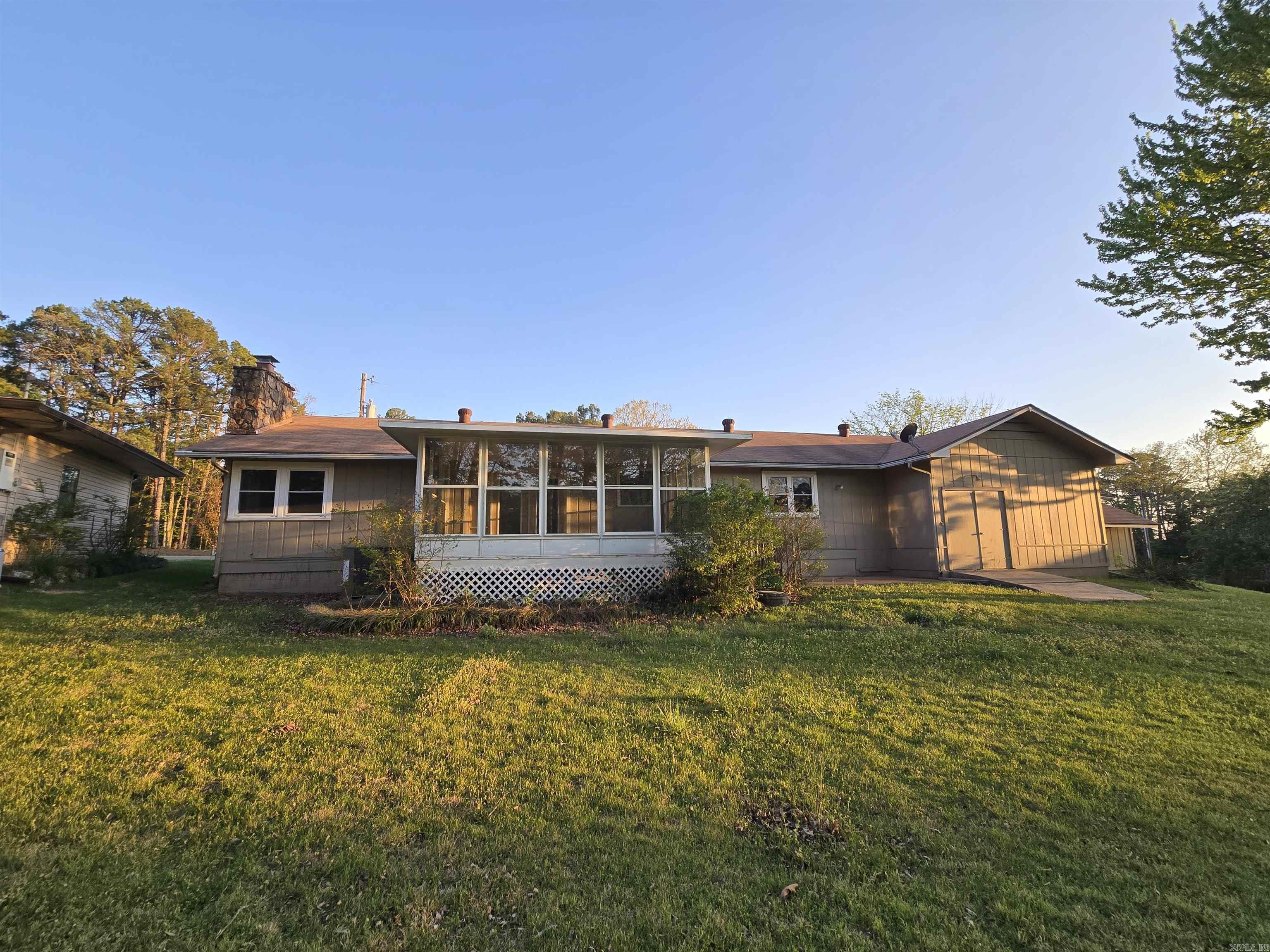 INDIAN HILLS - Residential