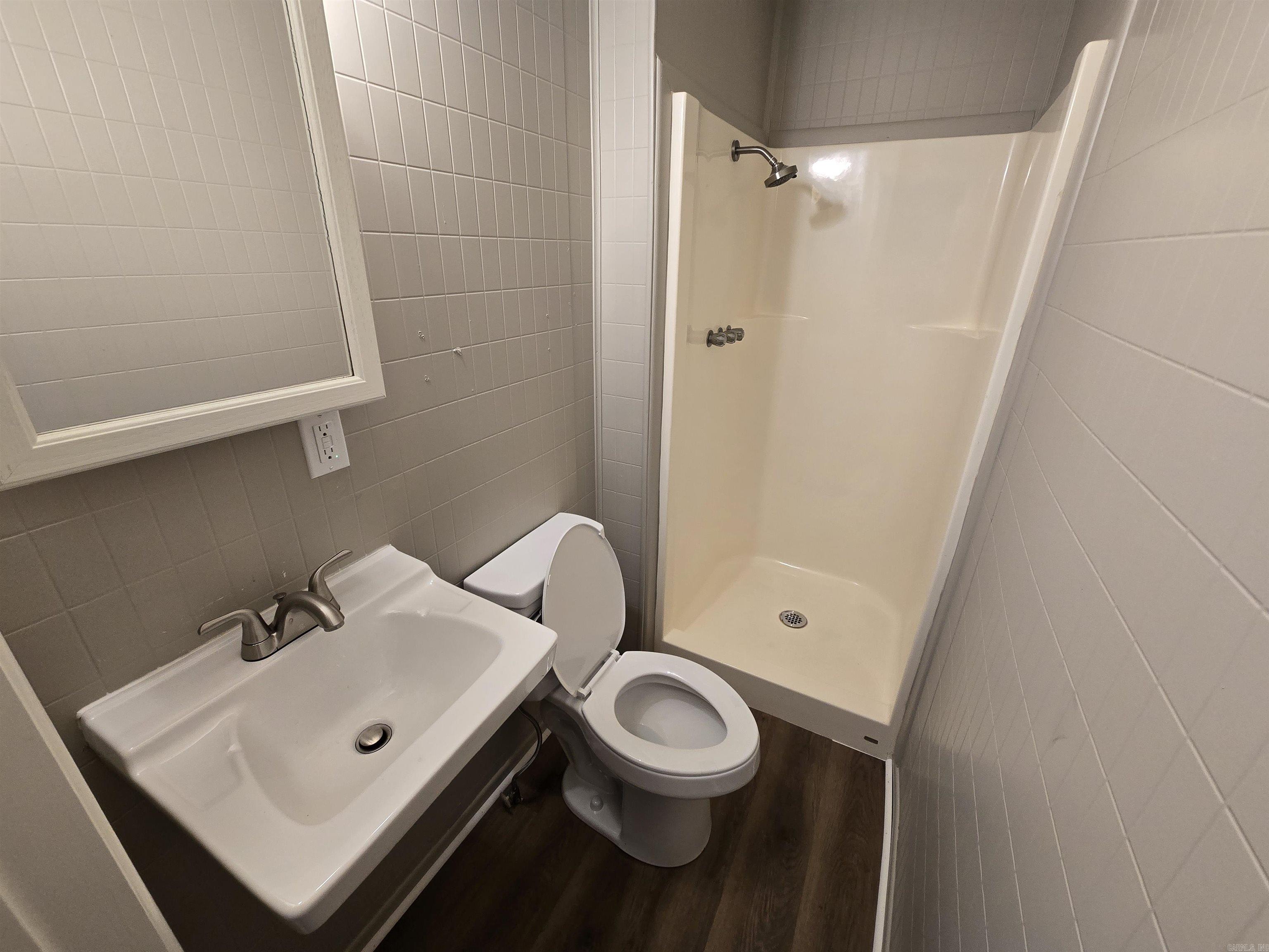 INDIAN HILLS - Residential