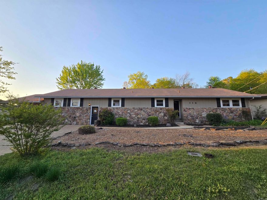 Don't miss out on this gem! Completely remodeled, with GOLF COURSE FRONTAGE! This property has had an extensive remodel including new cabinets, granite counters throughout, flooring, paint, appliances, plumbing fixtures and so much more. 3 bedrooms and 3 full bathrooms with a large bonus room, a separate office, and a golf cart garage. There is a large sunroom off the back with a beautiful view of the golf course. This home is move in ready and waiting for you. AGENTS SEE REMARKS.