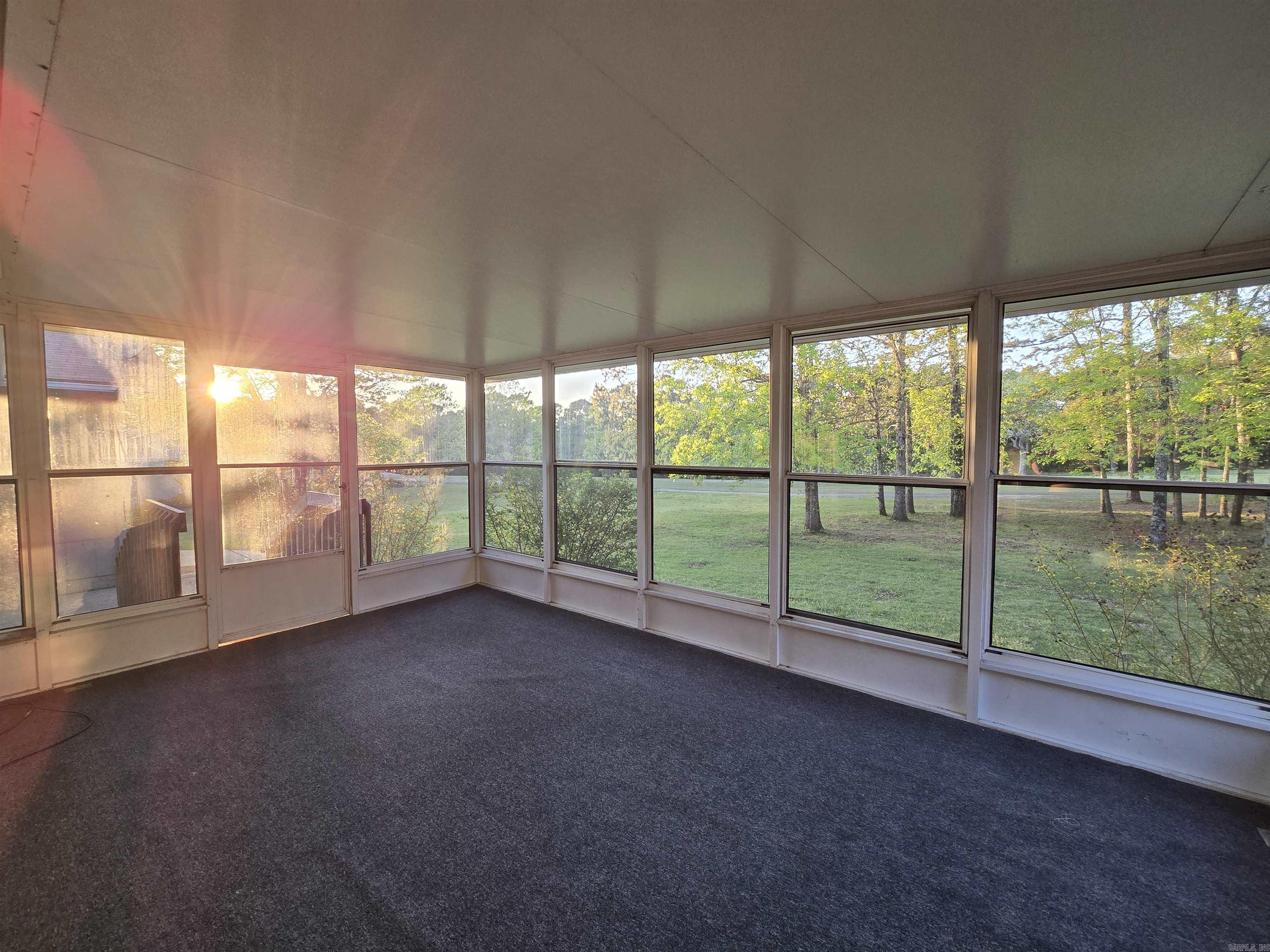 INDIAN HILLS - Residential