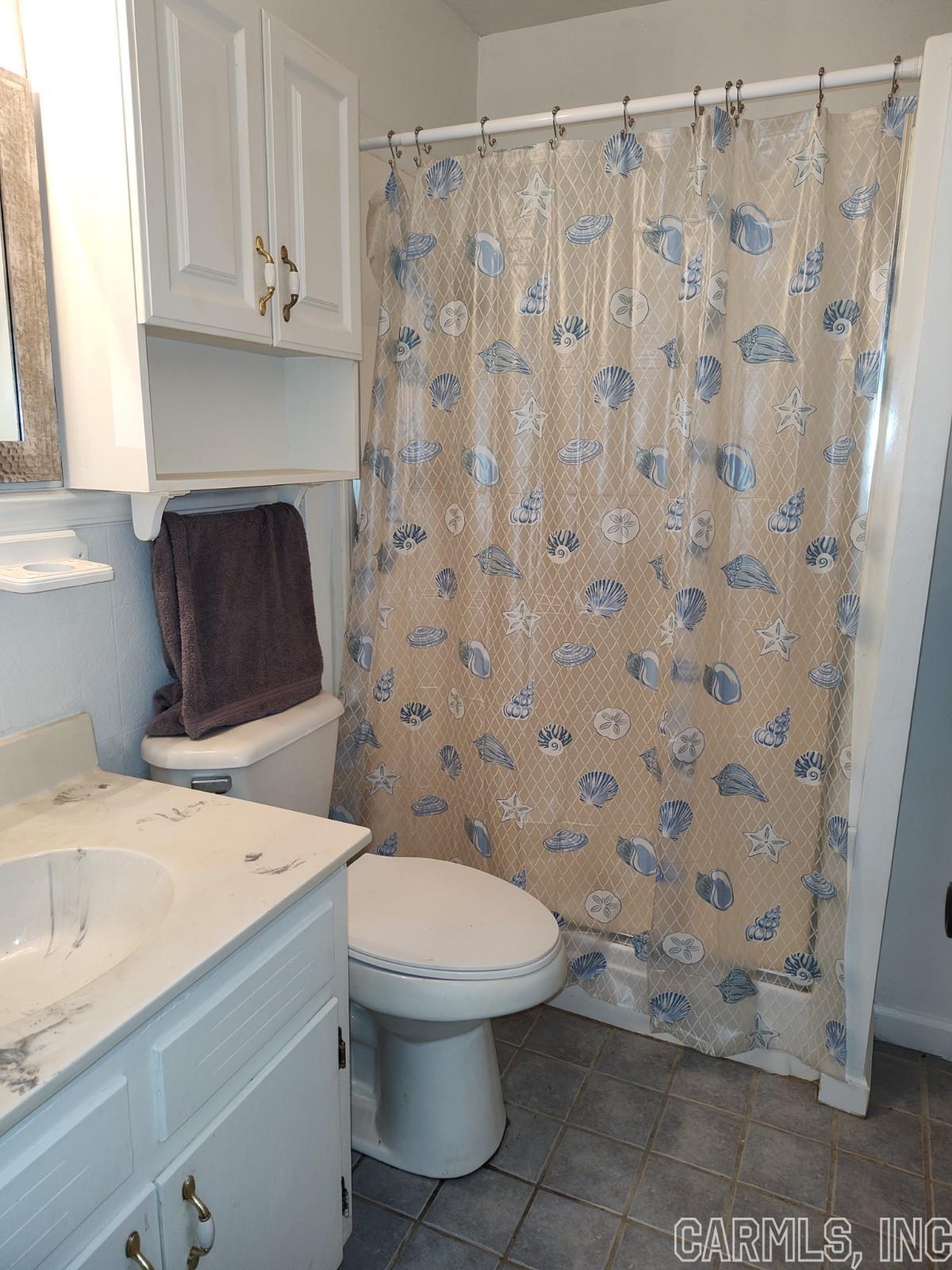 INDIAN HILLS - Residential