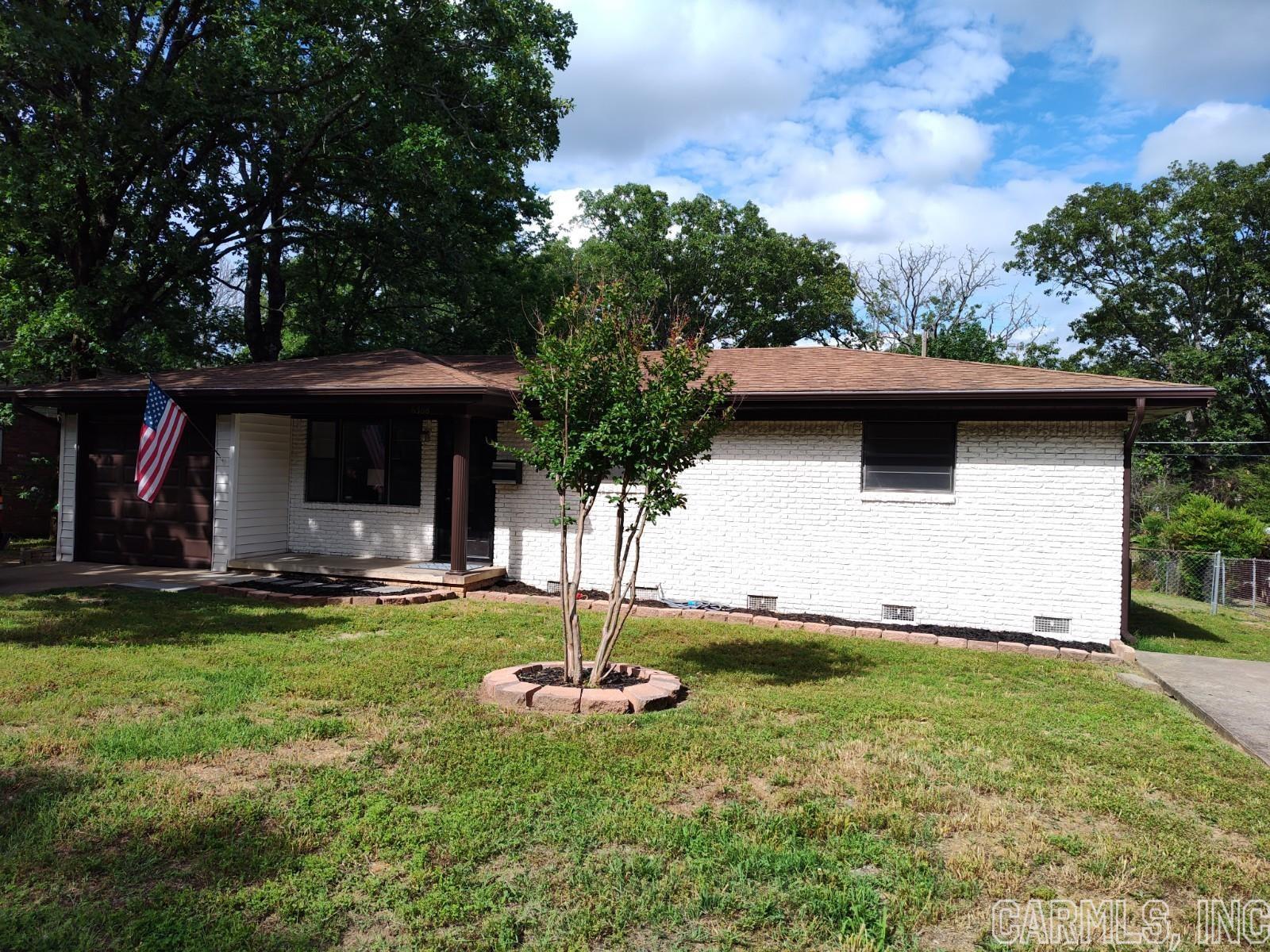 INDIAN HILLS - Residential