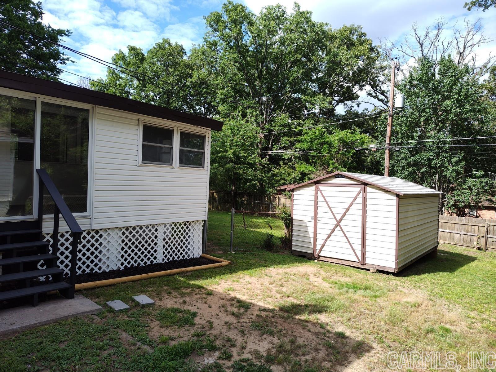 INDIAN HILLS - Residential