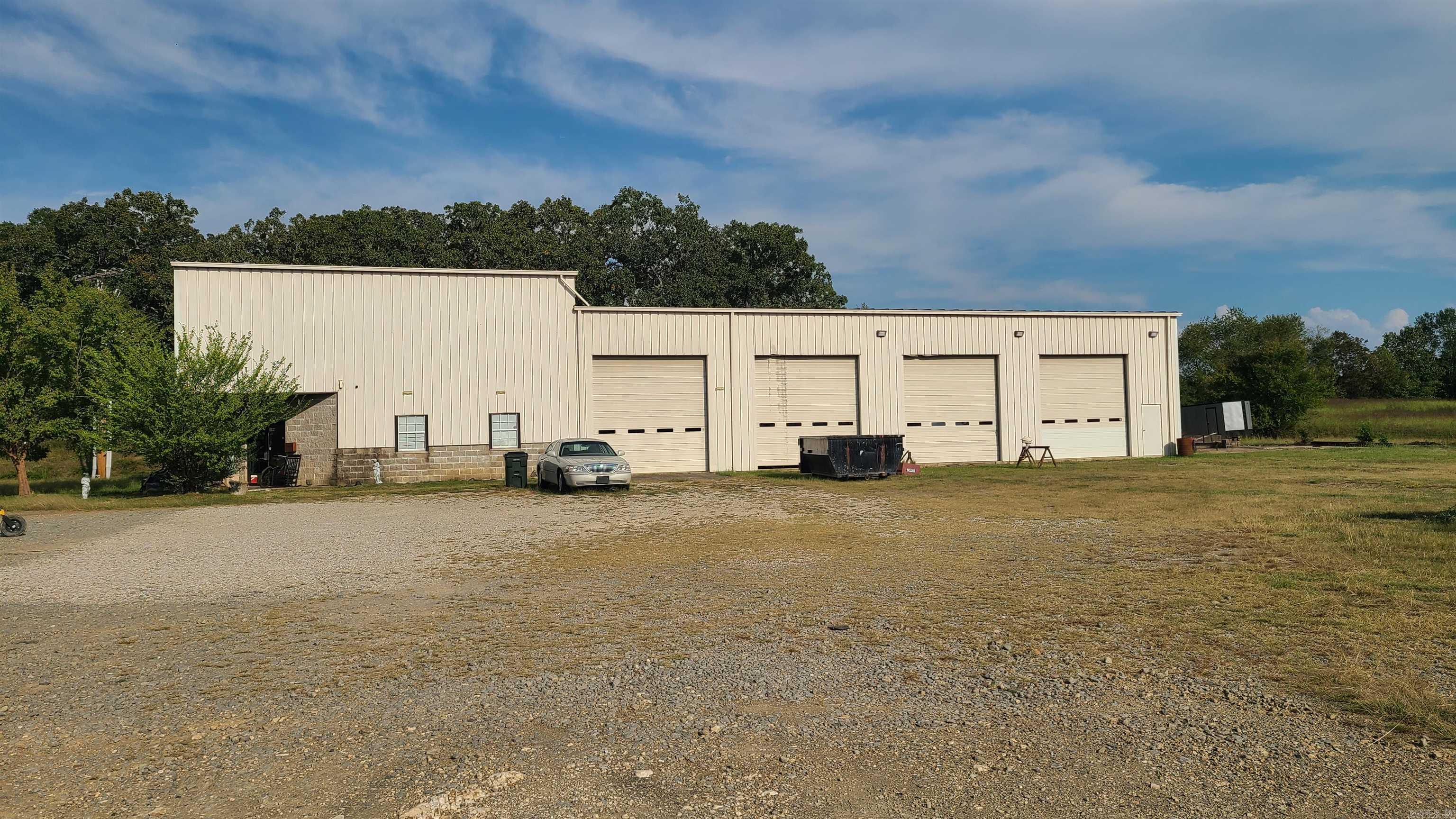 Metes & Bounds - Commercial Sale