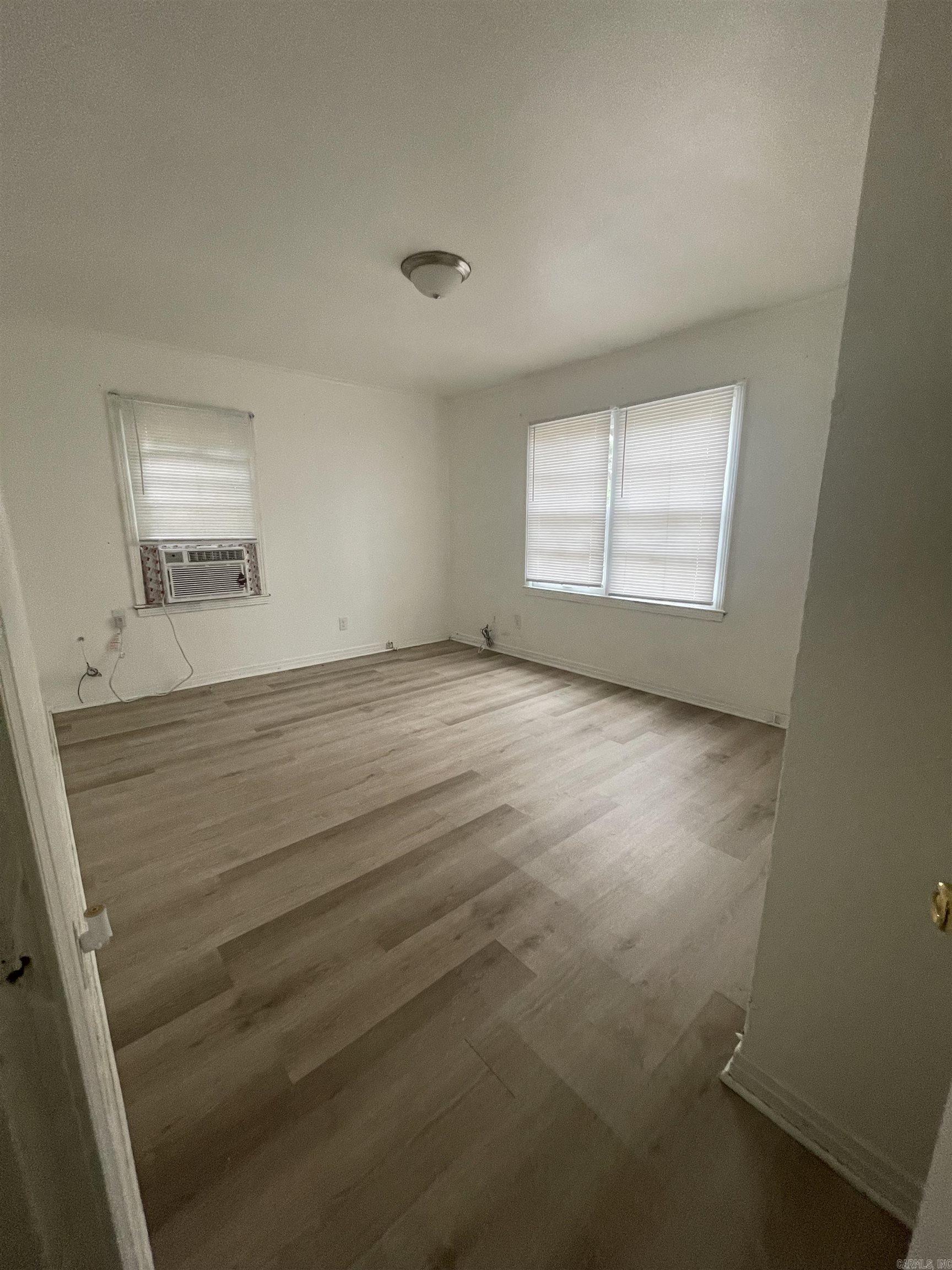 Paul Oliver - Residential Lease