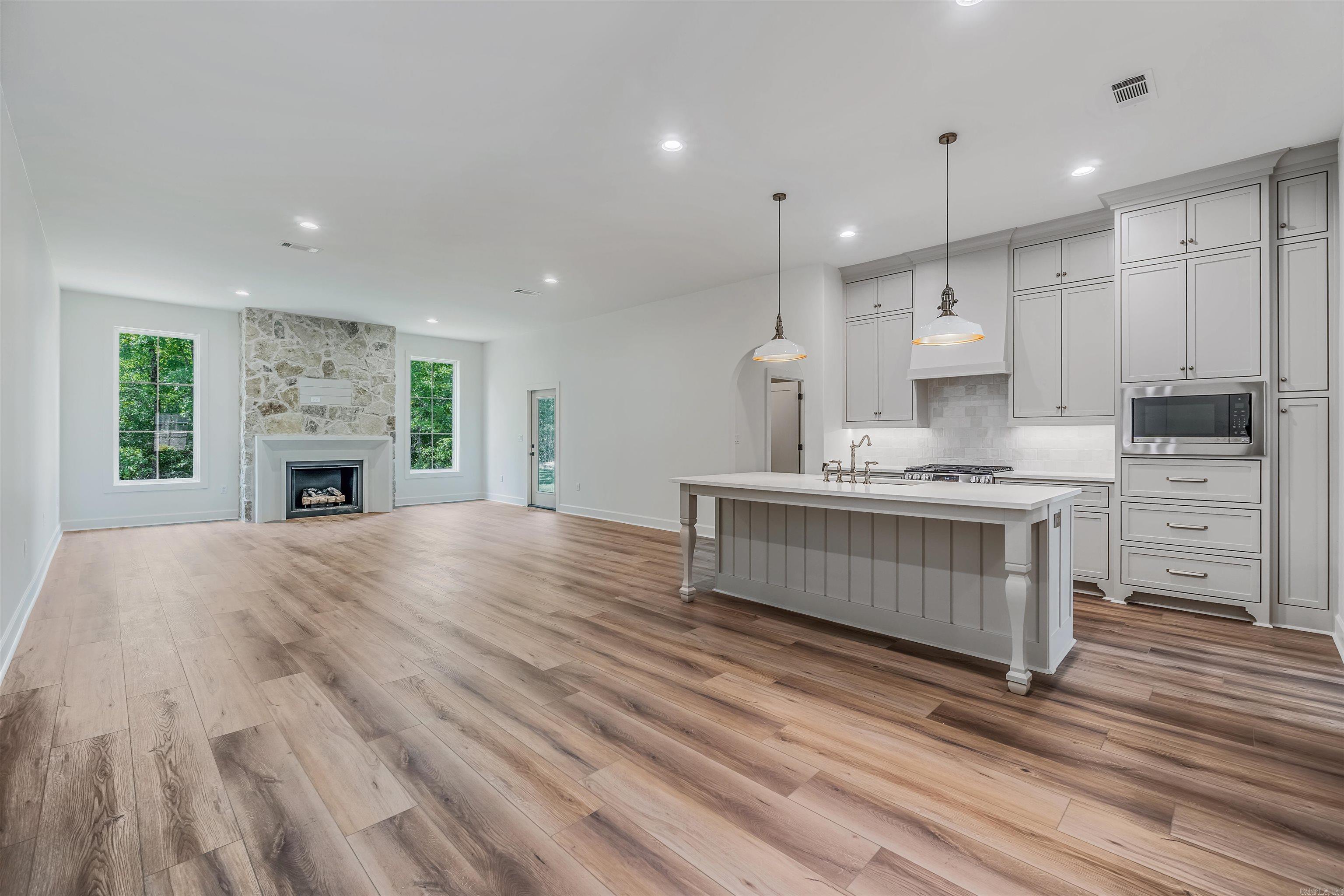 STONEBROOK - Residential