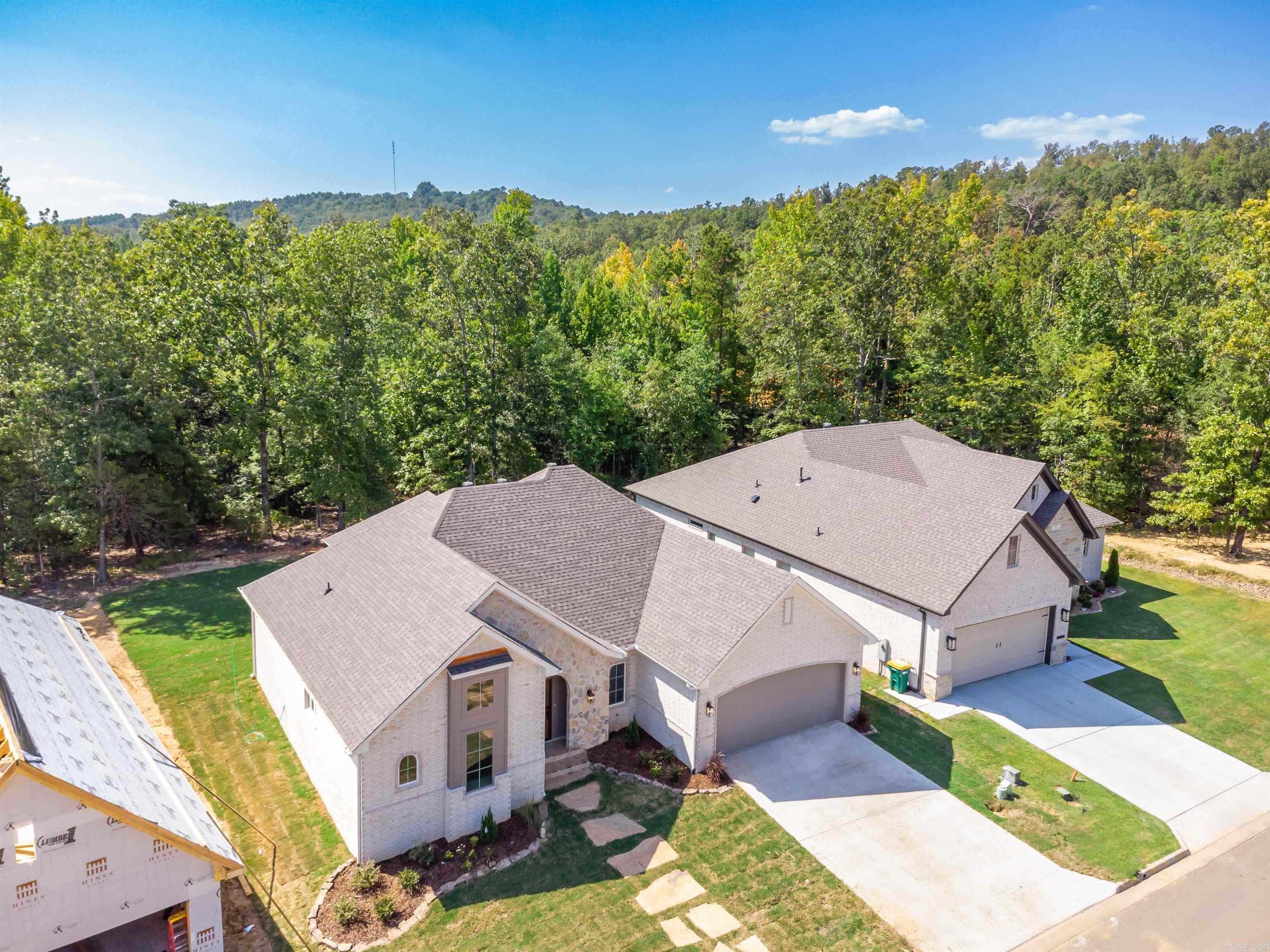 STONEBROOK - Residential