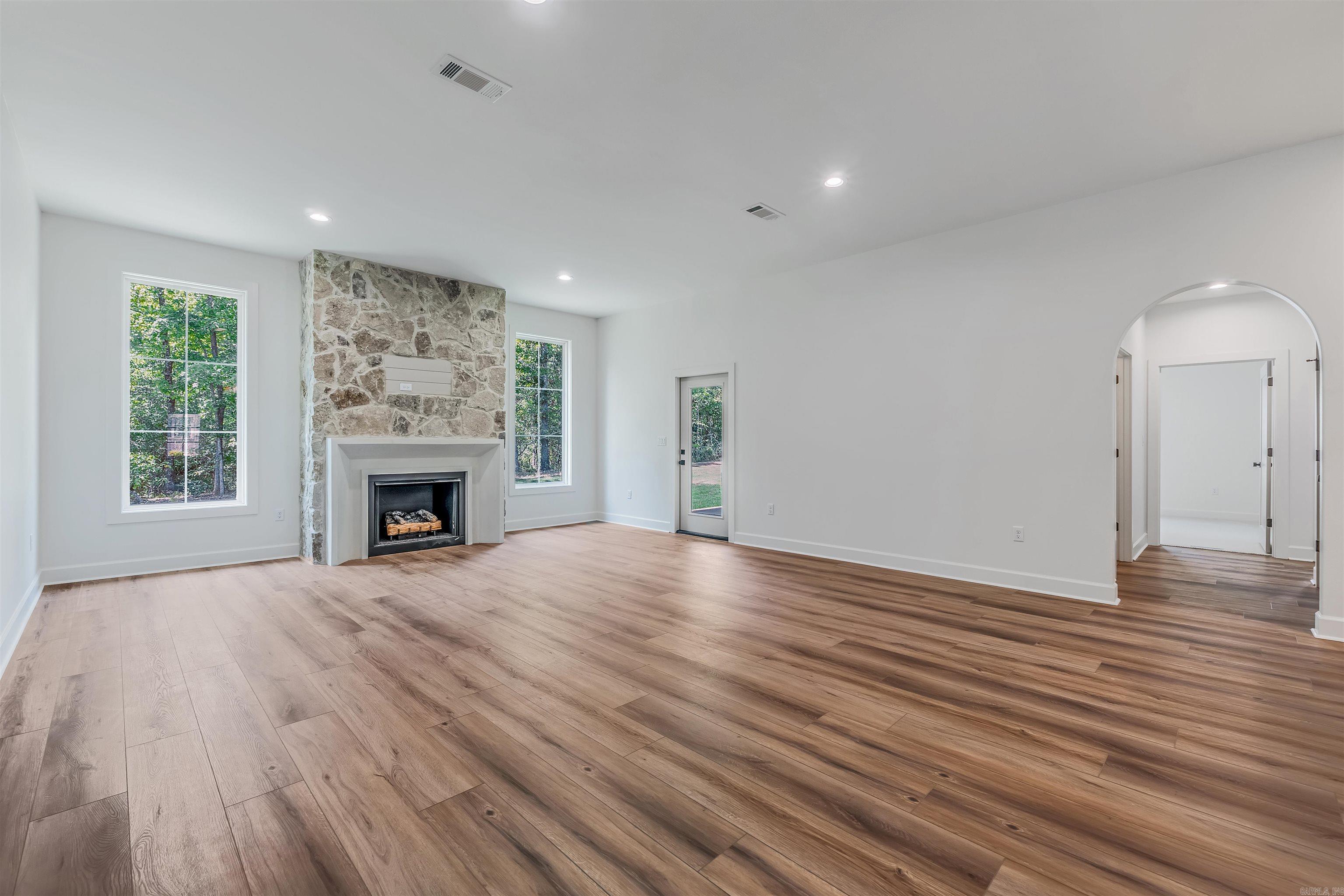 STONEBROOK - Residential