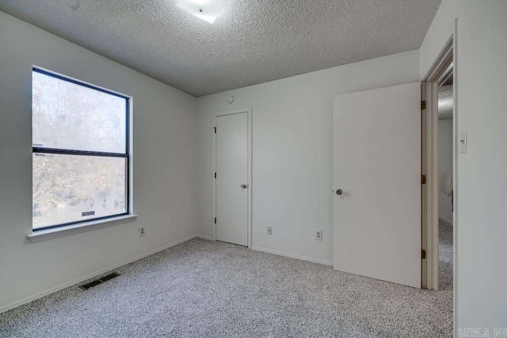 BRYANT MEADOWS - Residential