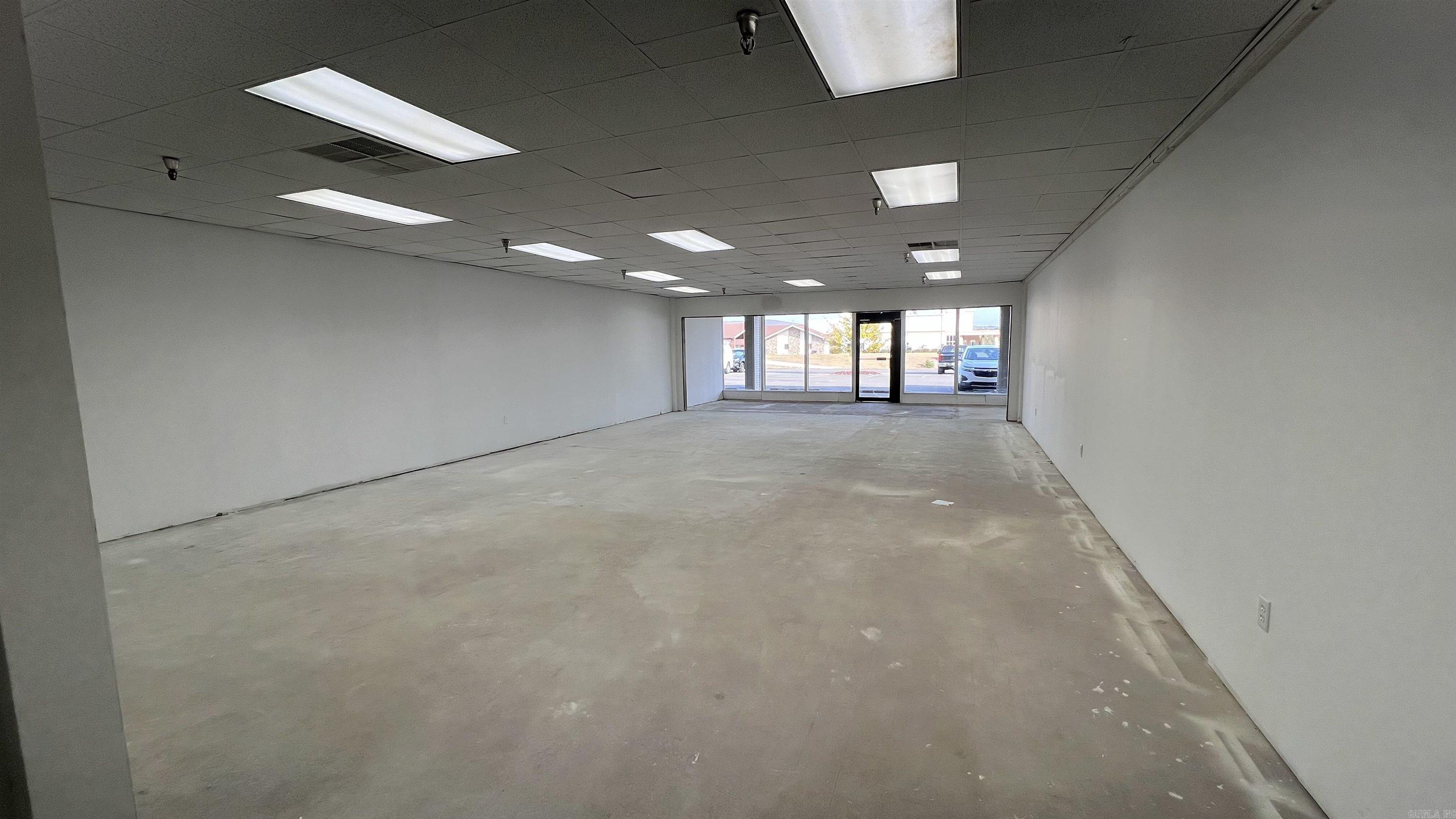 Hot Springs - Commercial Lease
