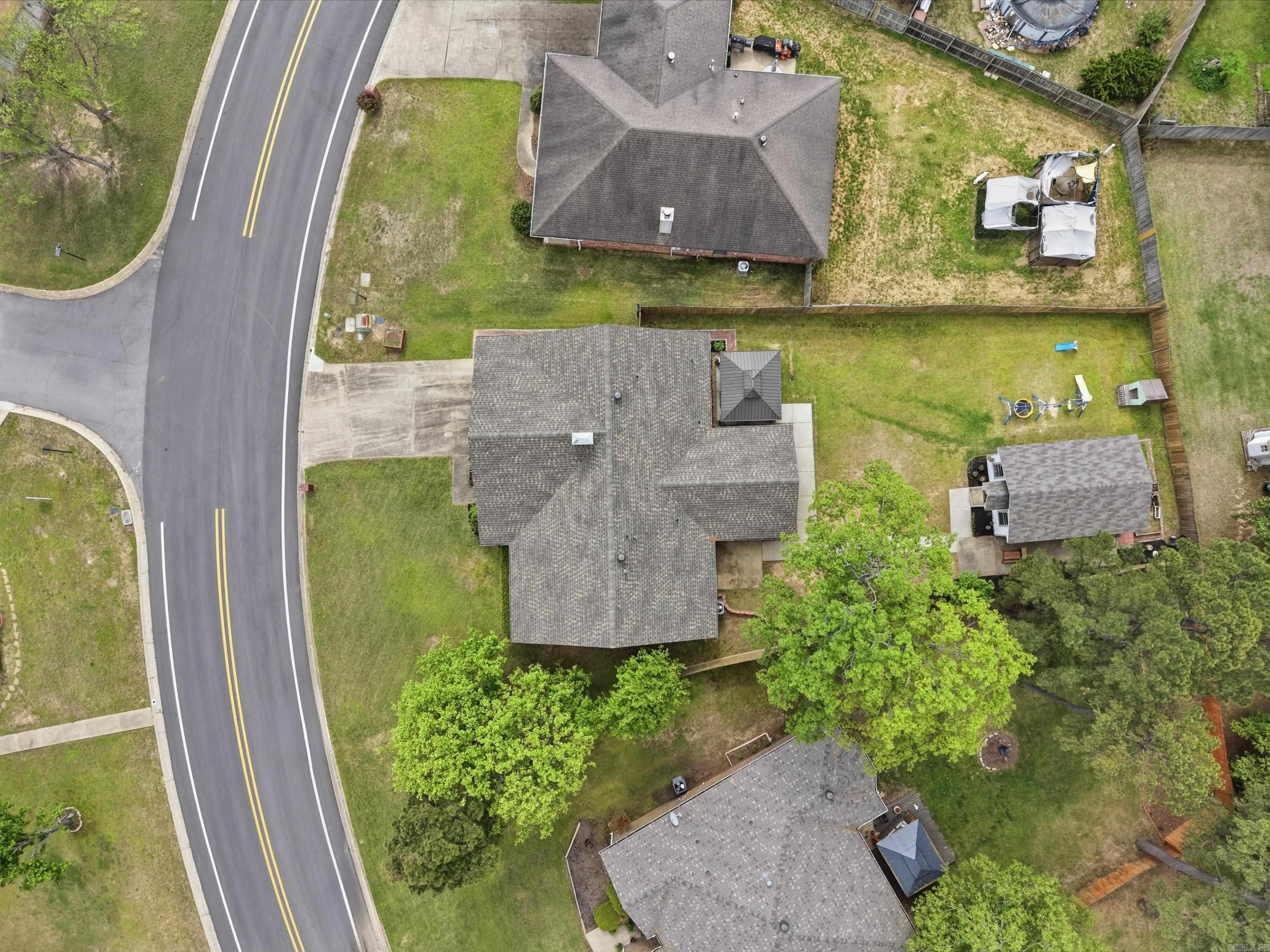 NORTH POINTE ADDN - Residential