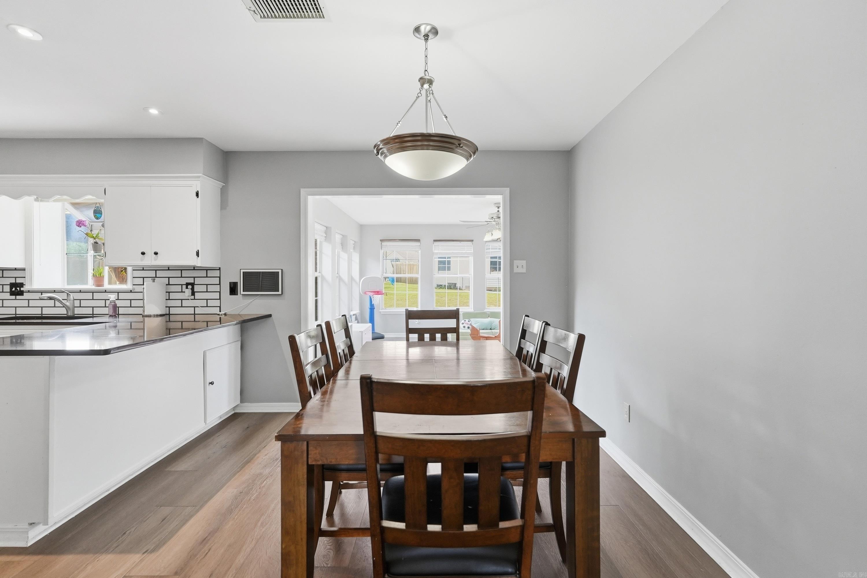 NORTH POINTE ADDN - Residential