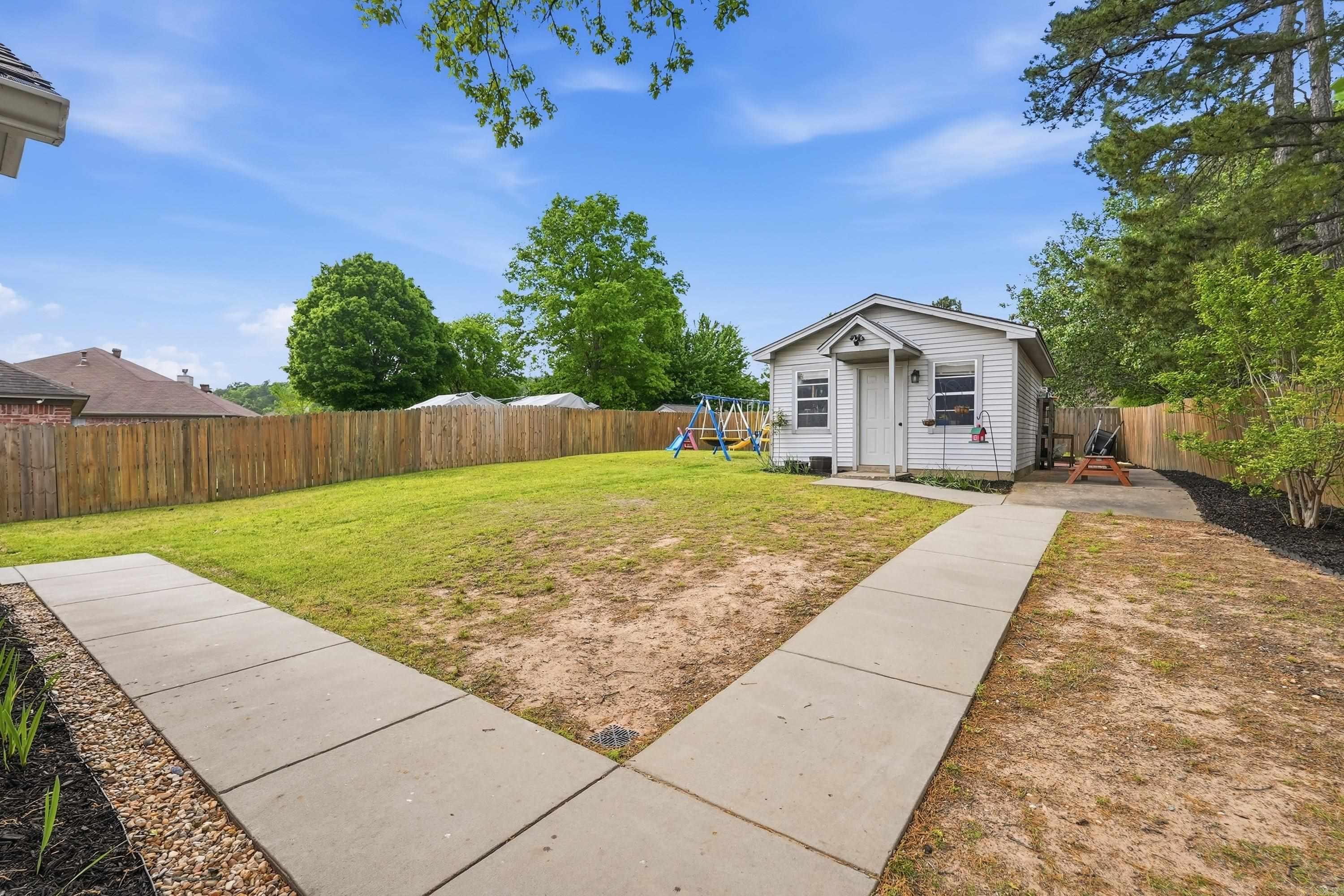 NORTH POINTE ADDN - Residential