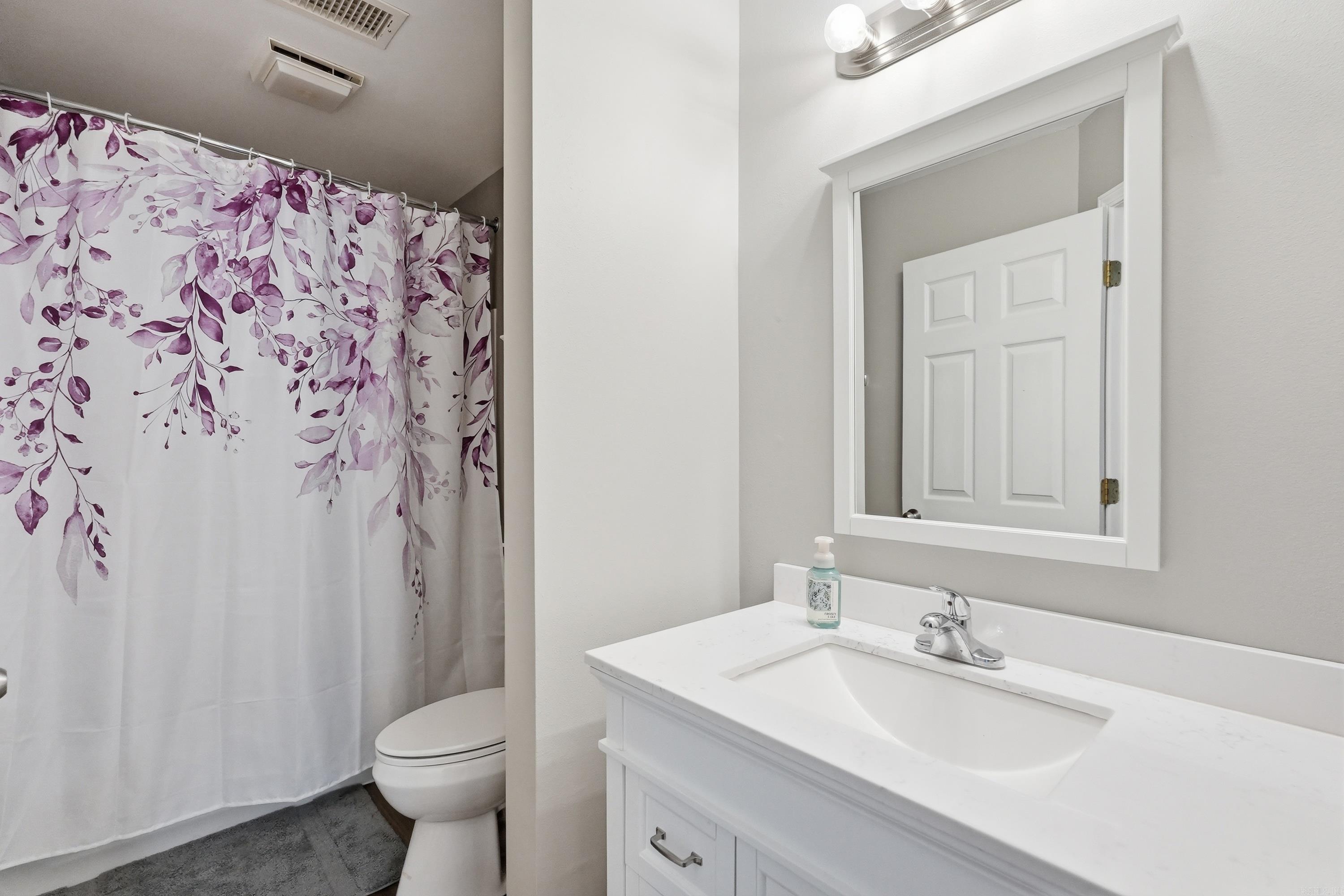 NORTH POINTE ADDN - Residential