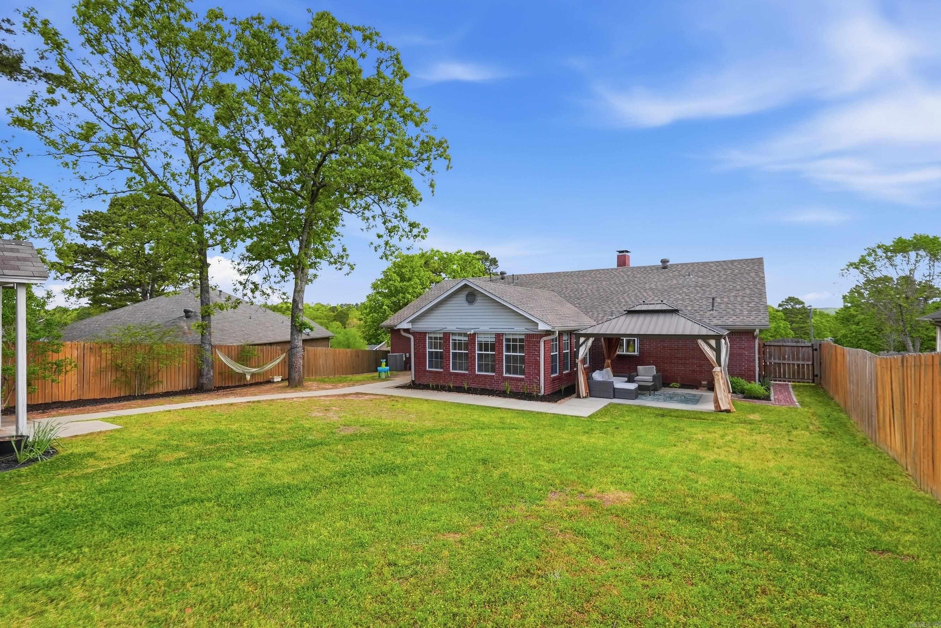 NORTH POINTE ADDN - Residential