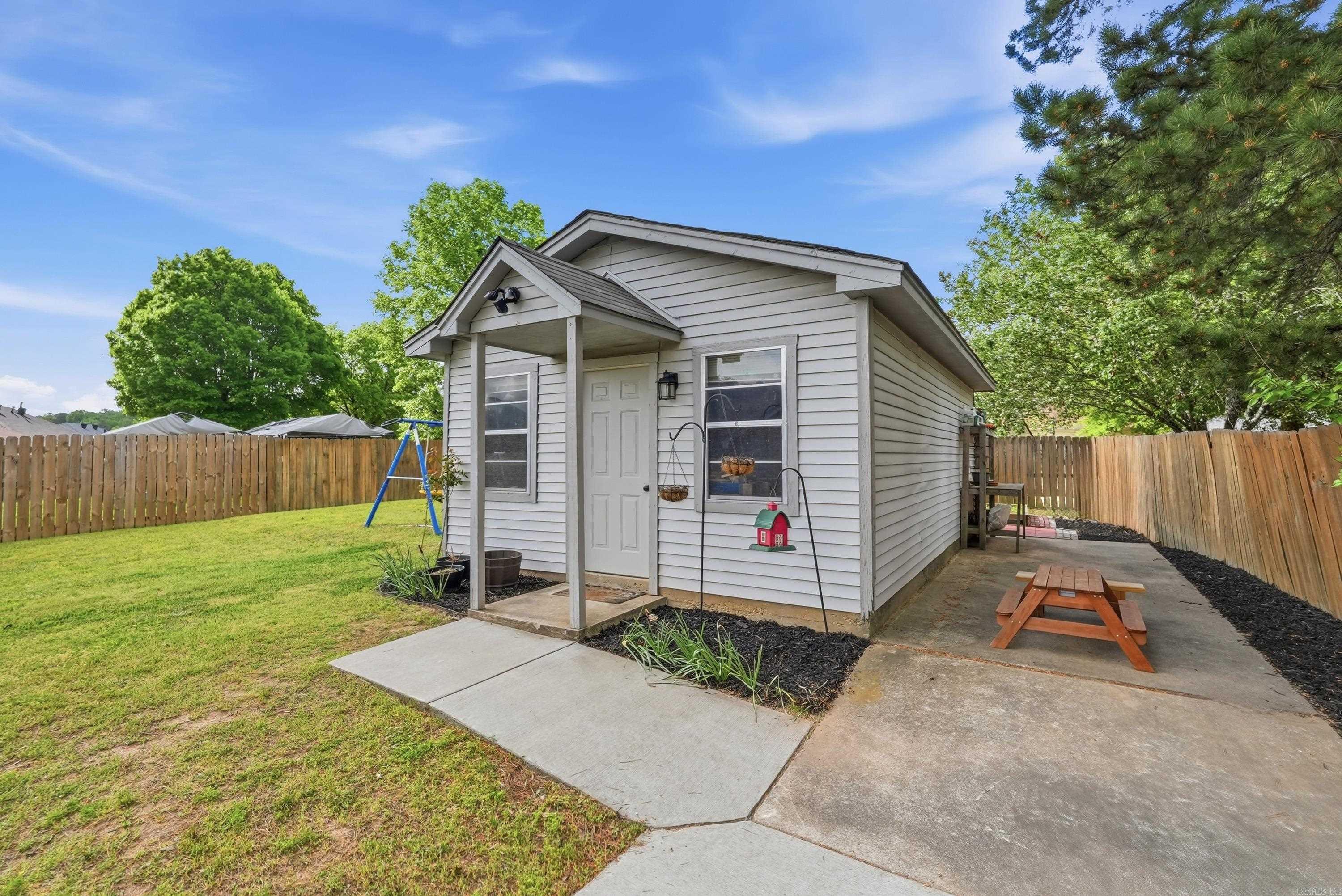 NORTH POINTE ADDN - Residential