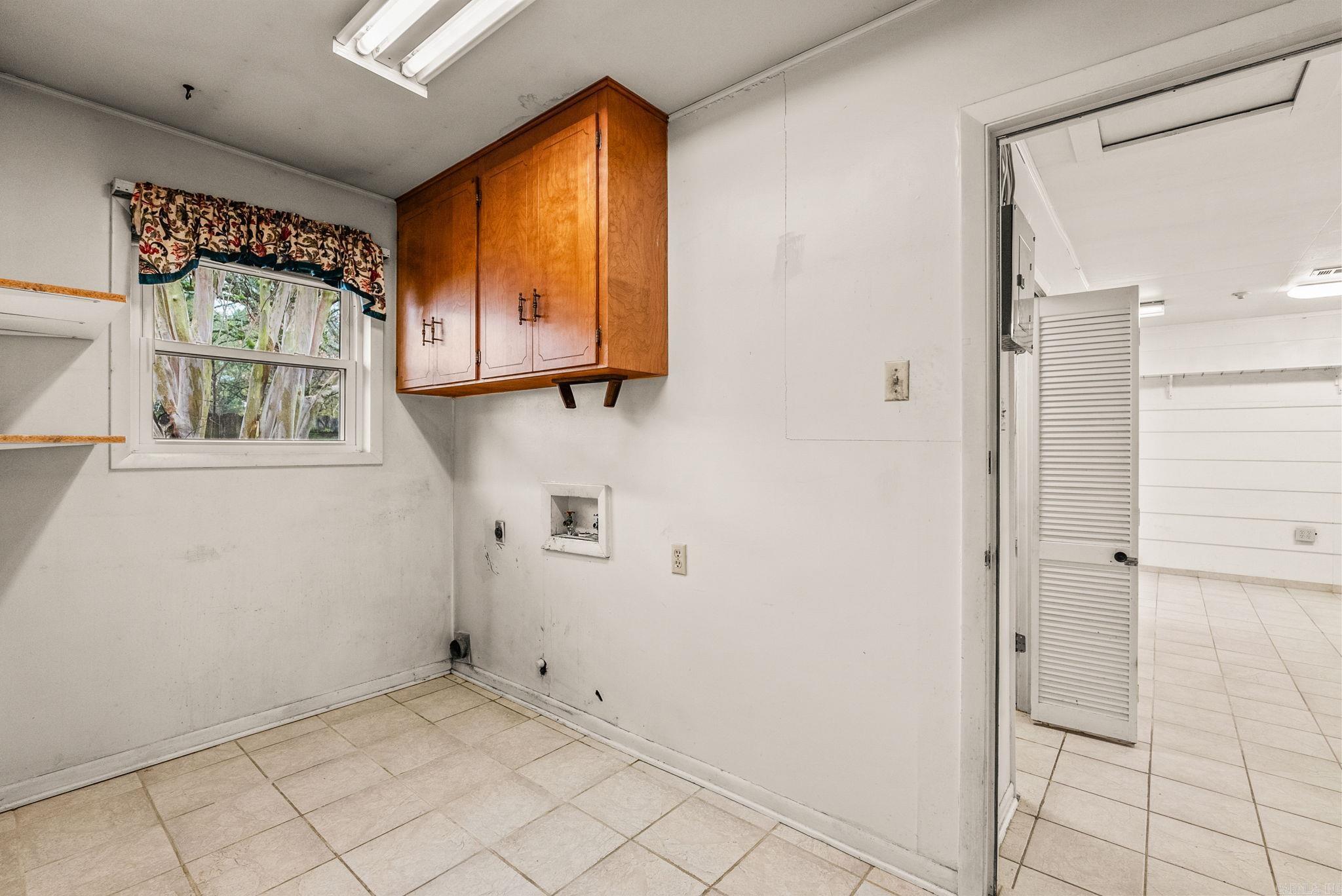 OAK FORREST - Residential