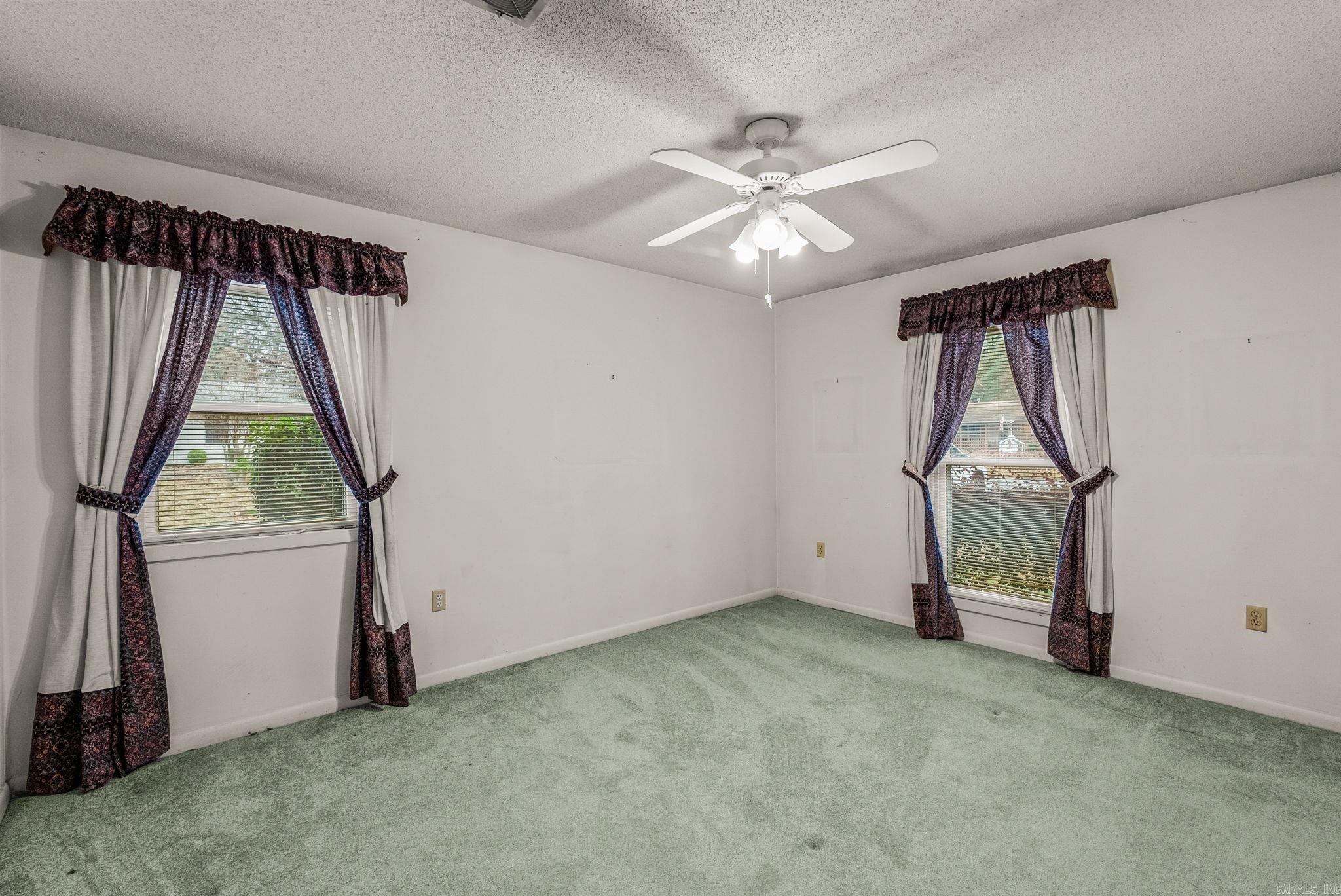 OAK FORREST - Residential