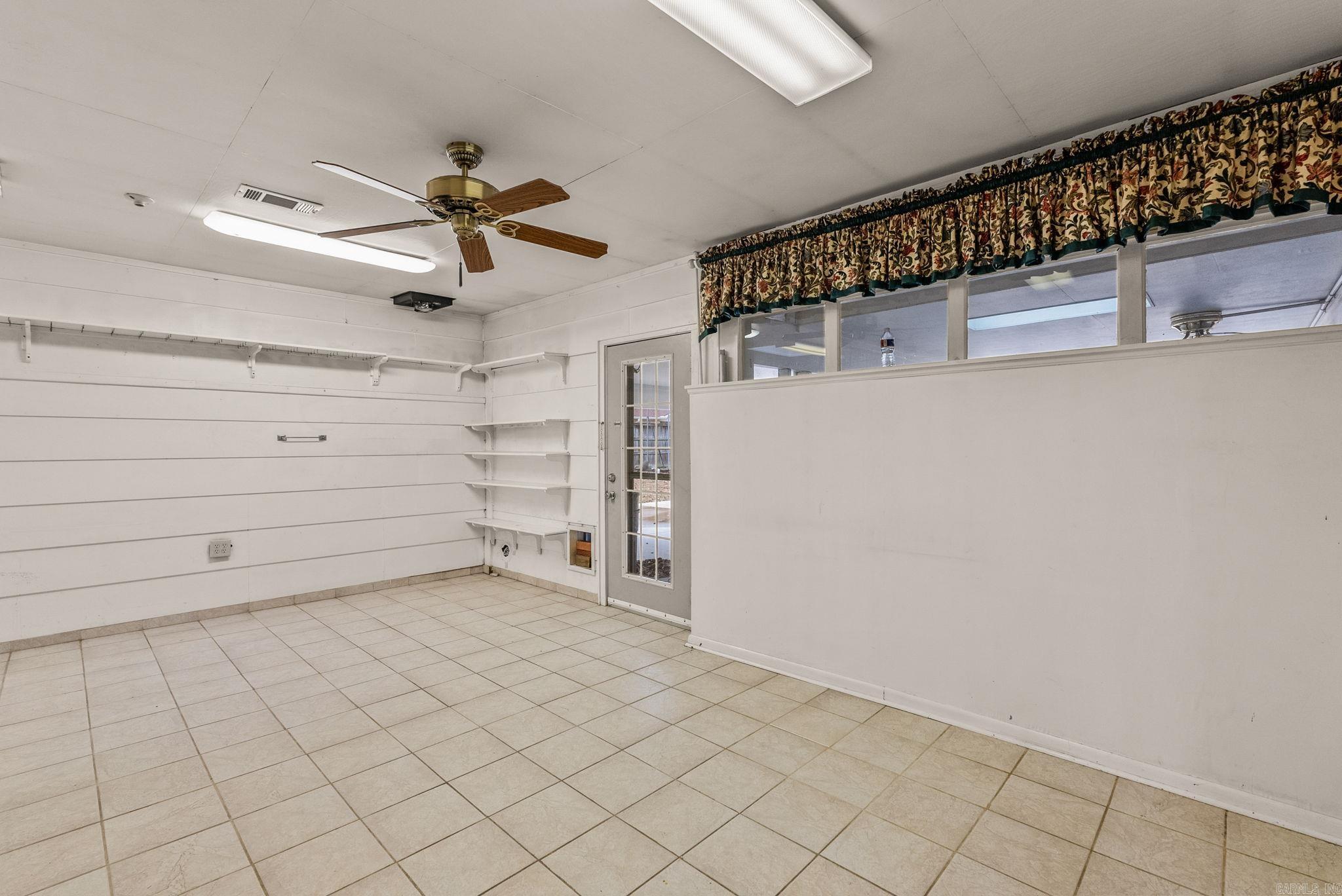 OAK FORREST - Residential