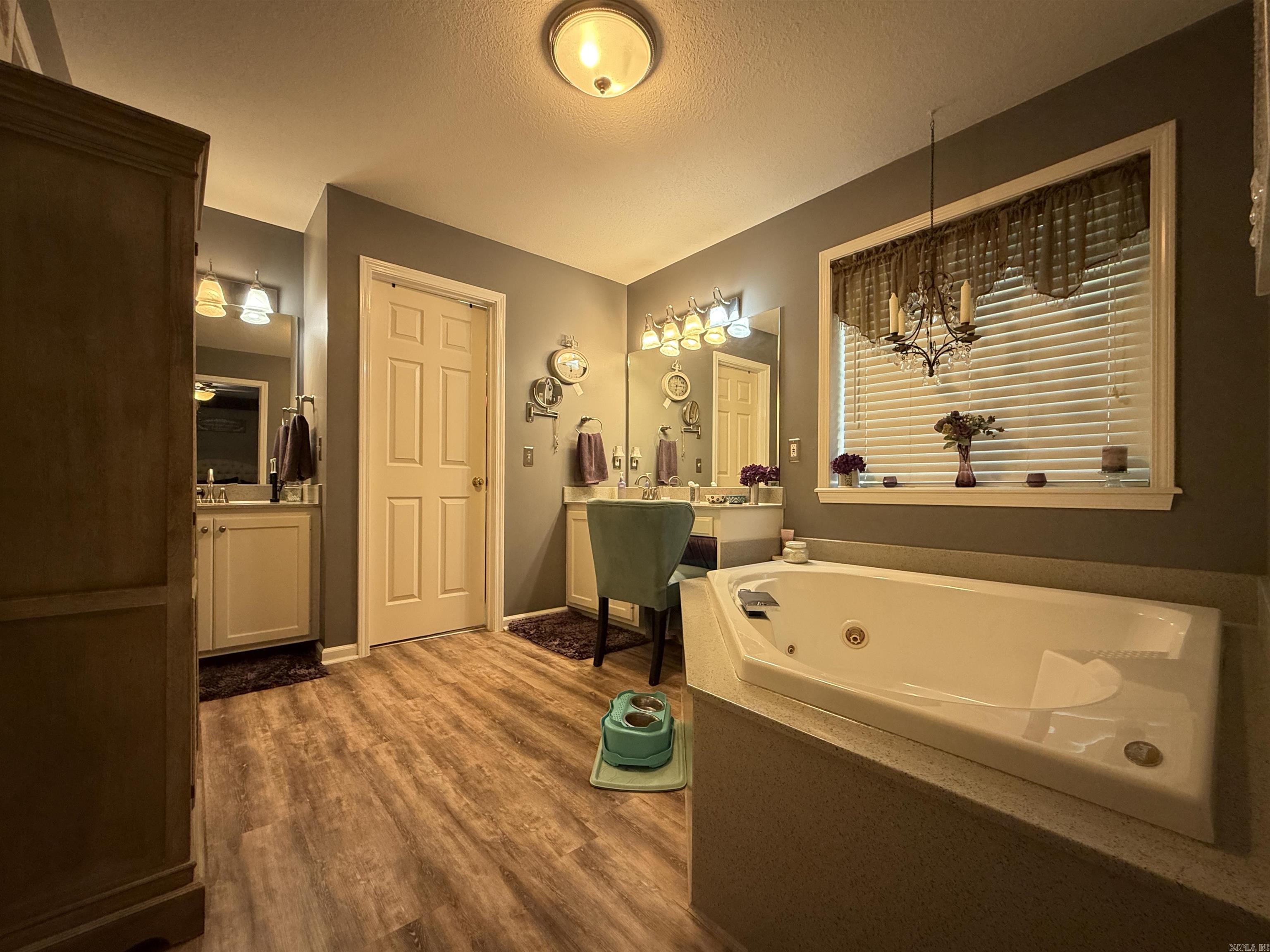 Lake View - Residential