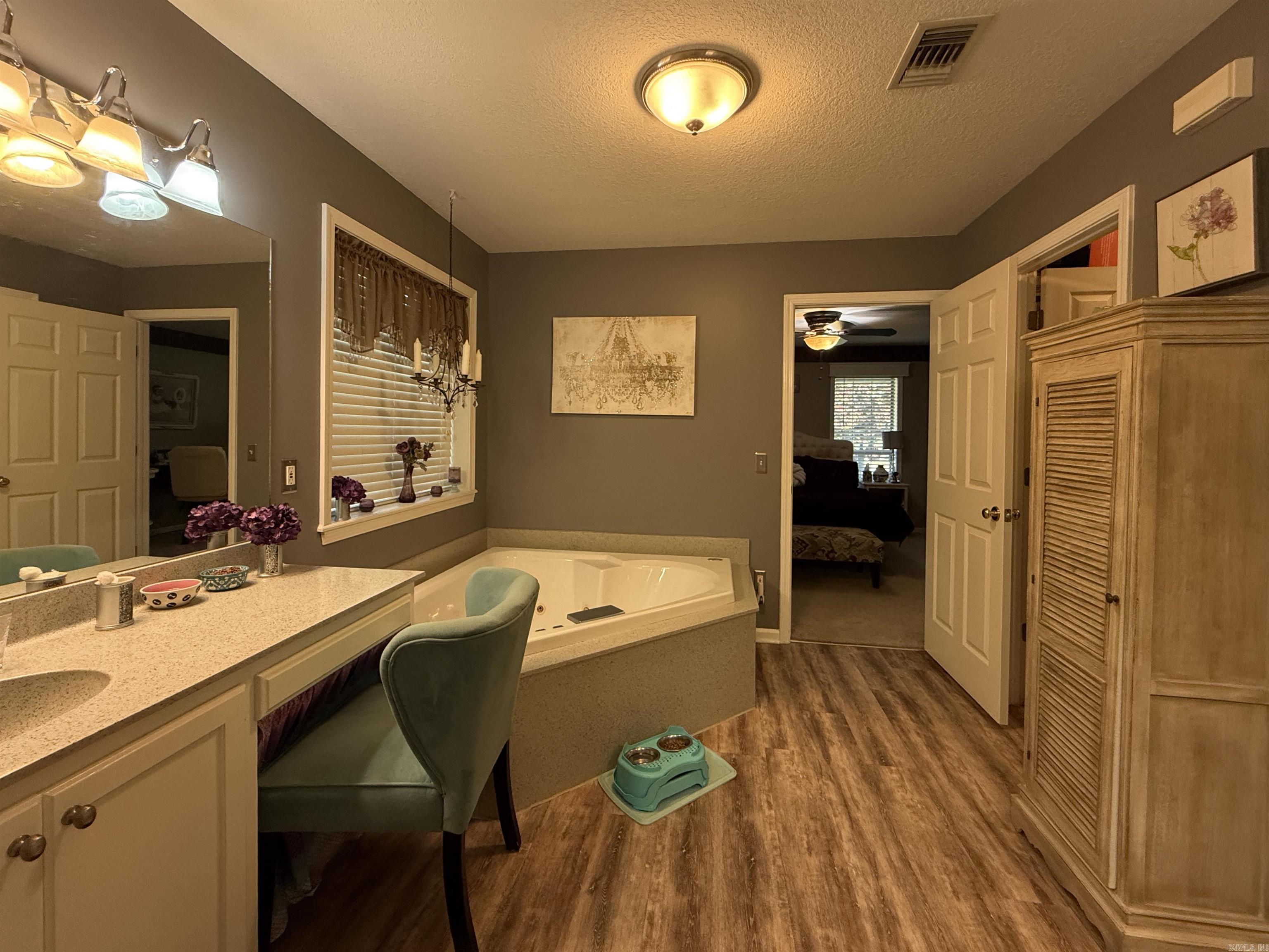 Lake View - Residential