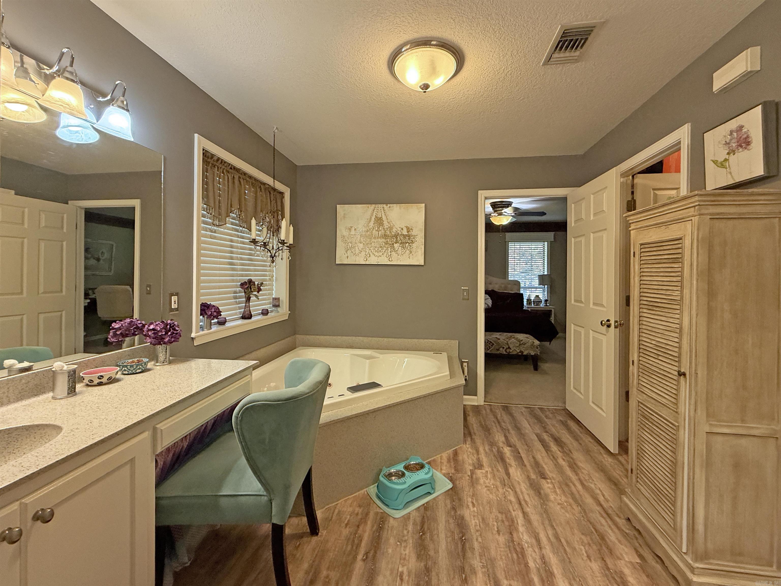 Lake View - Residential