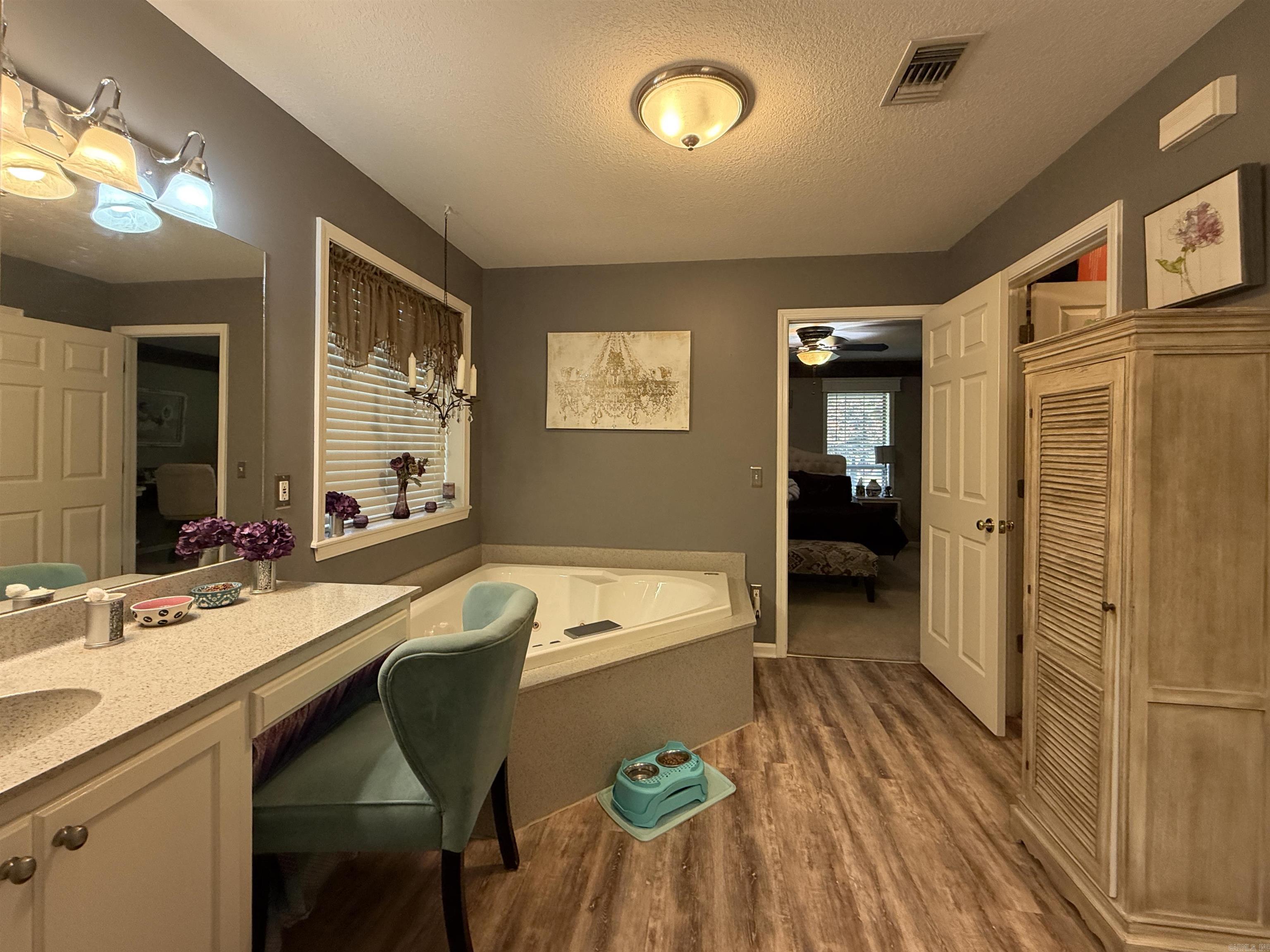 Lake View - Residential