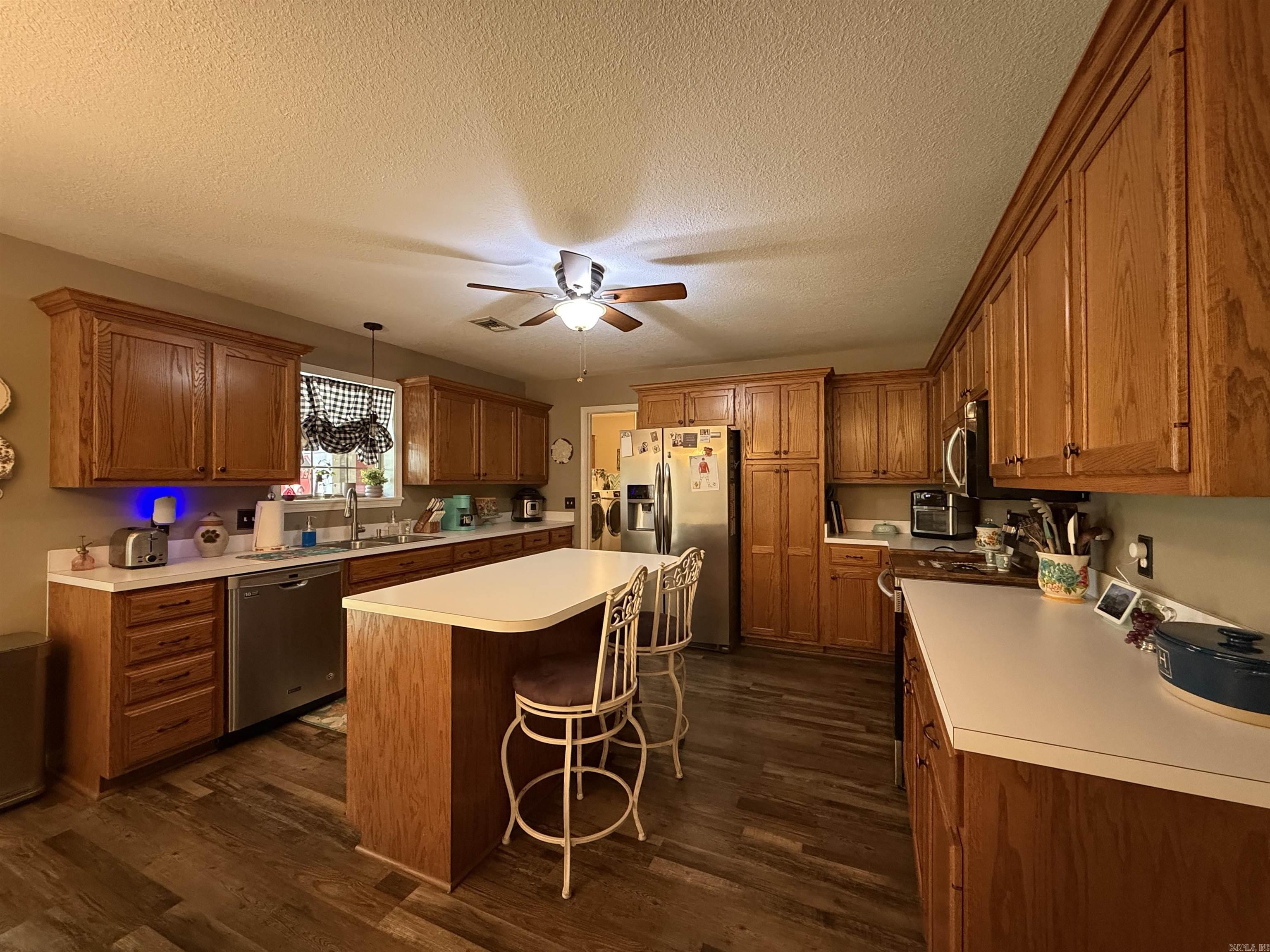 Lake View - Residential