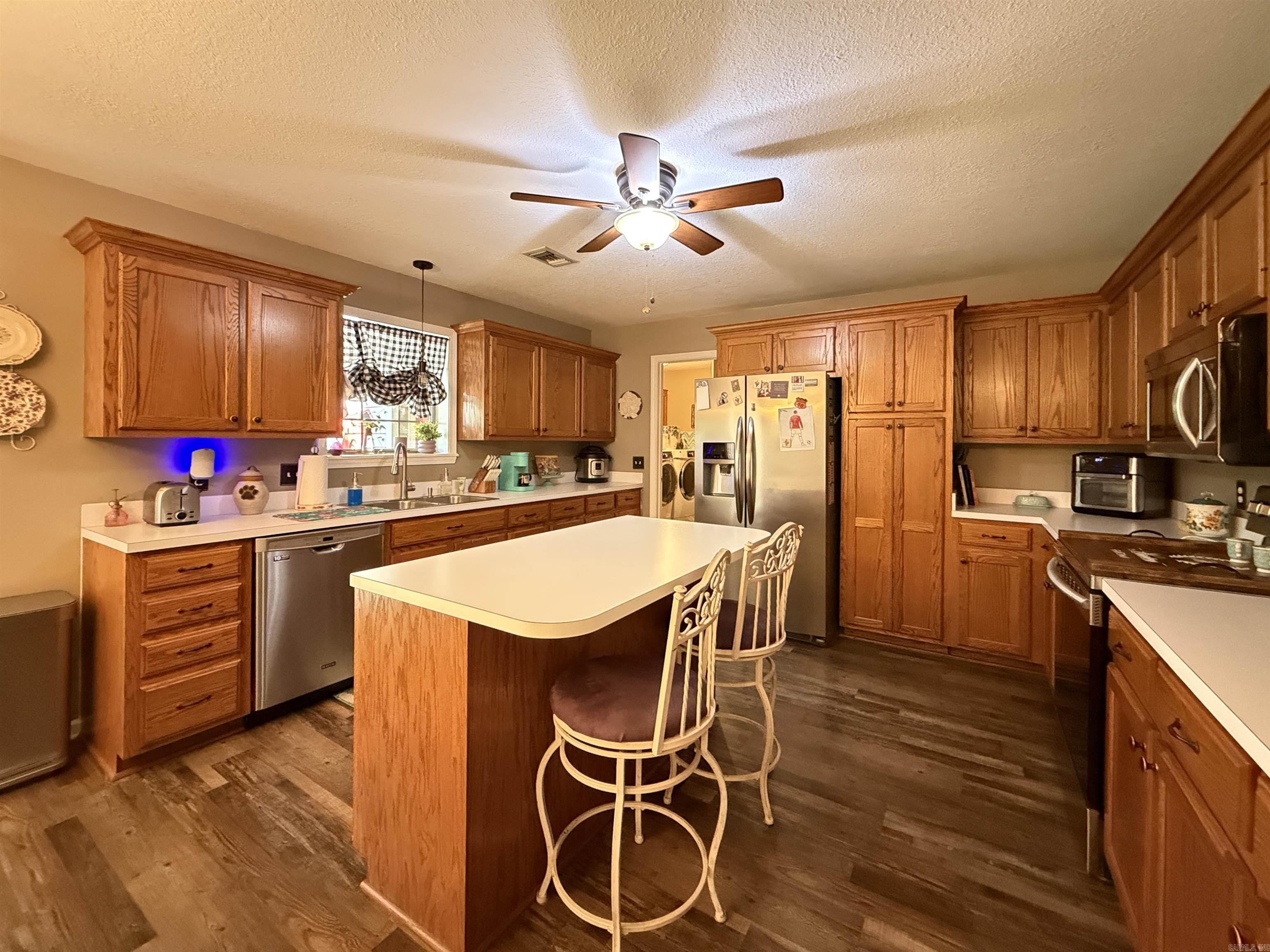 Lake View - Residential