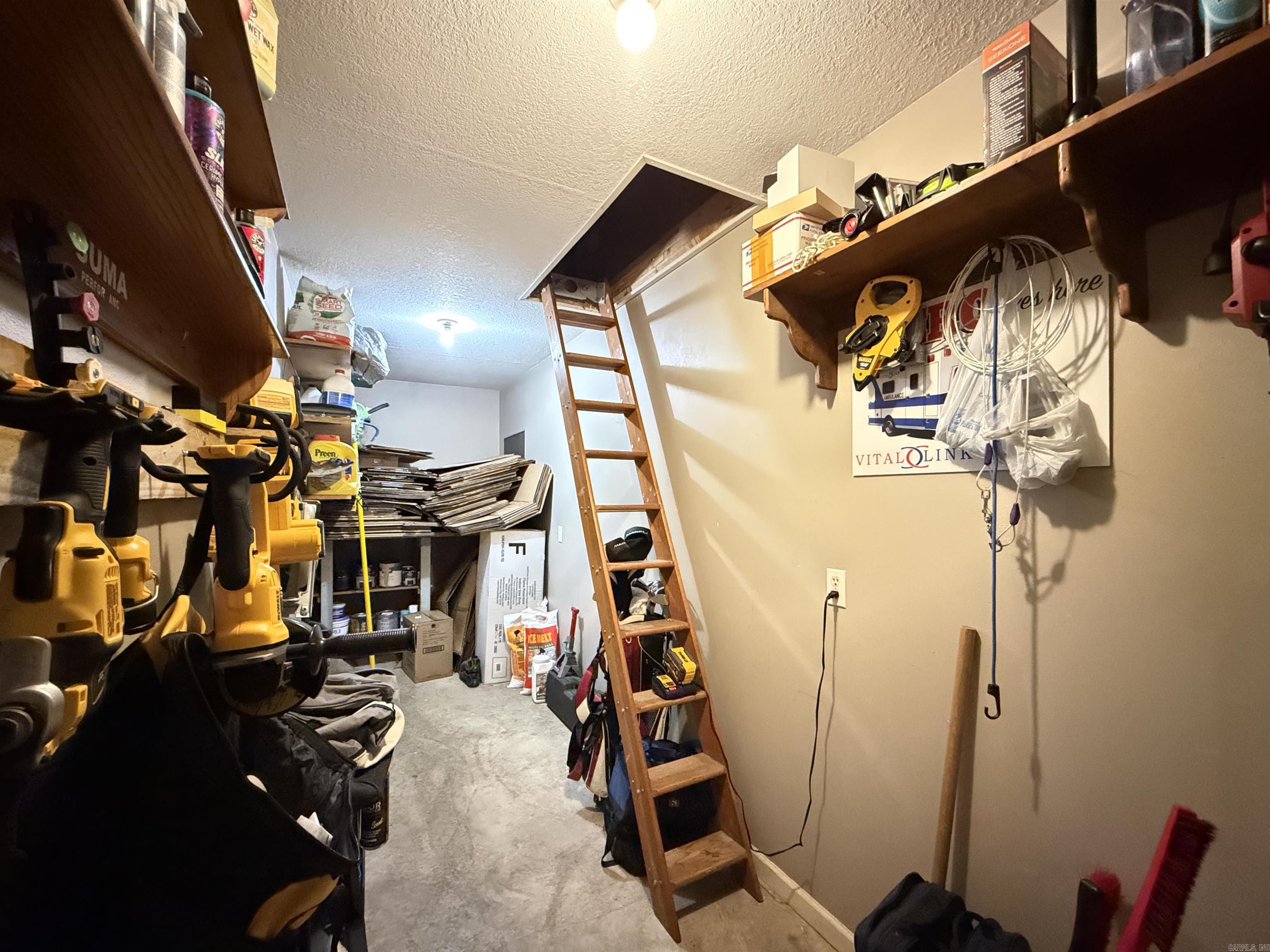 Lake View - Residential