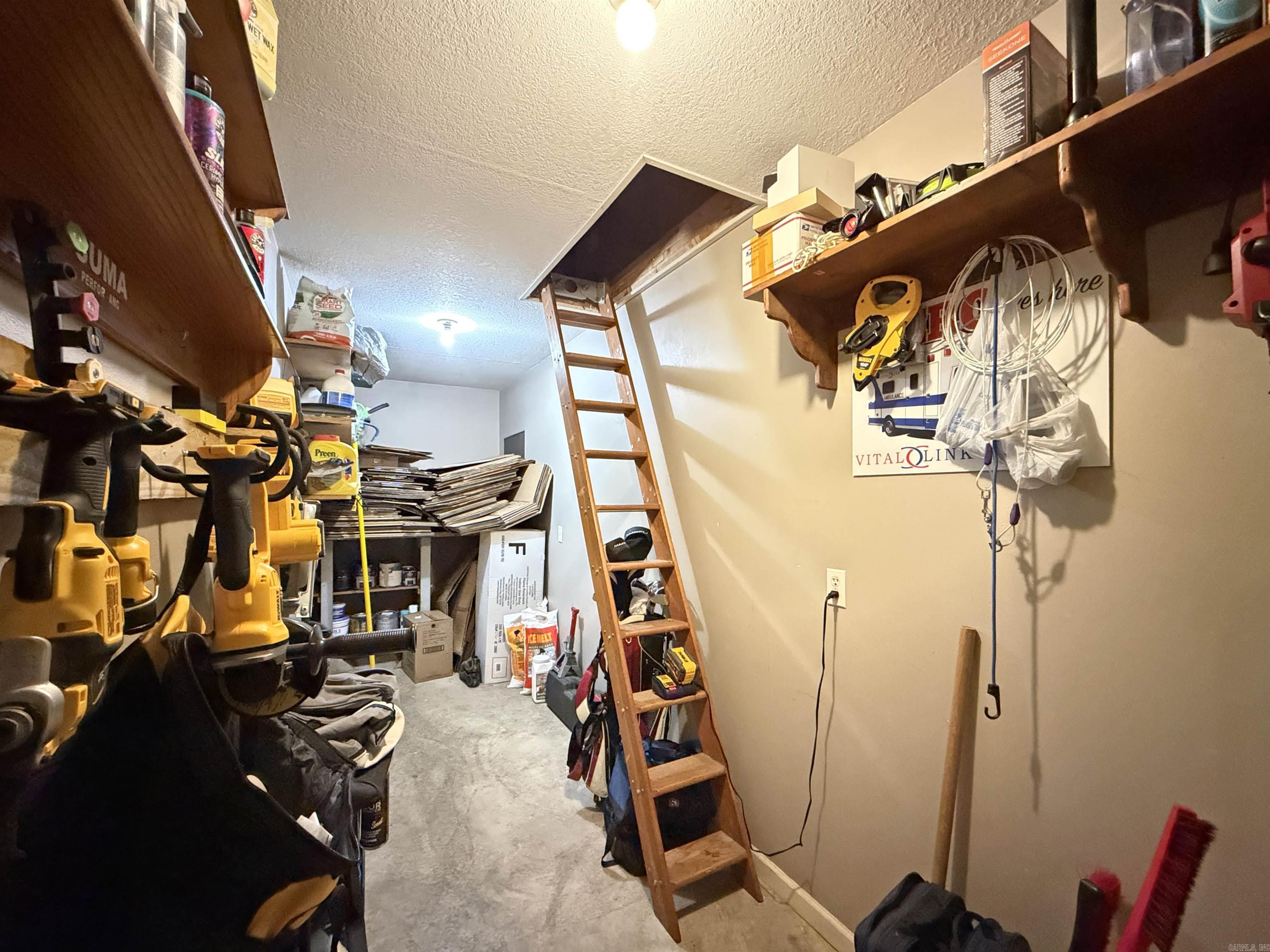 Lake View - Residential