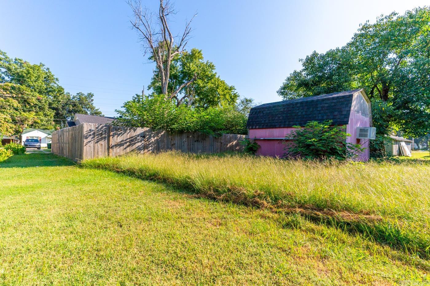 HALESS FIRST - Residential Lease