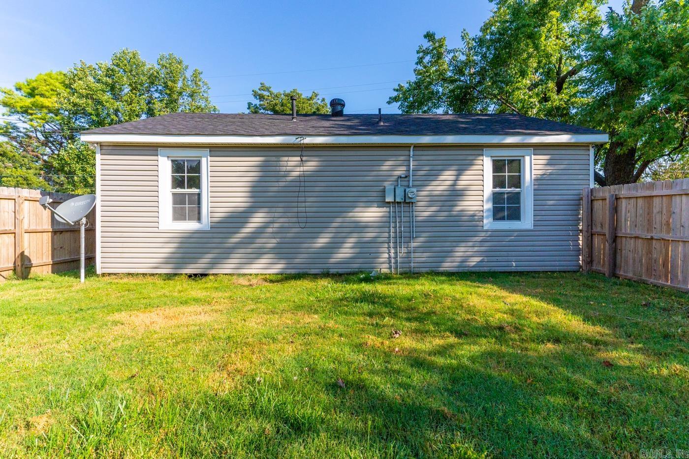 HALESS FIRST - Residential Lease