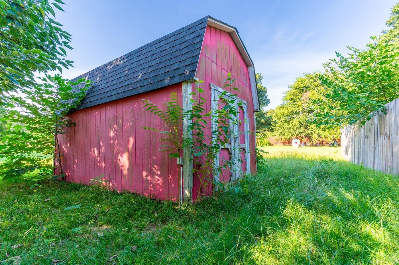 HALESS FIRST - Residential Lease