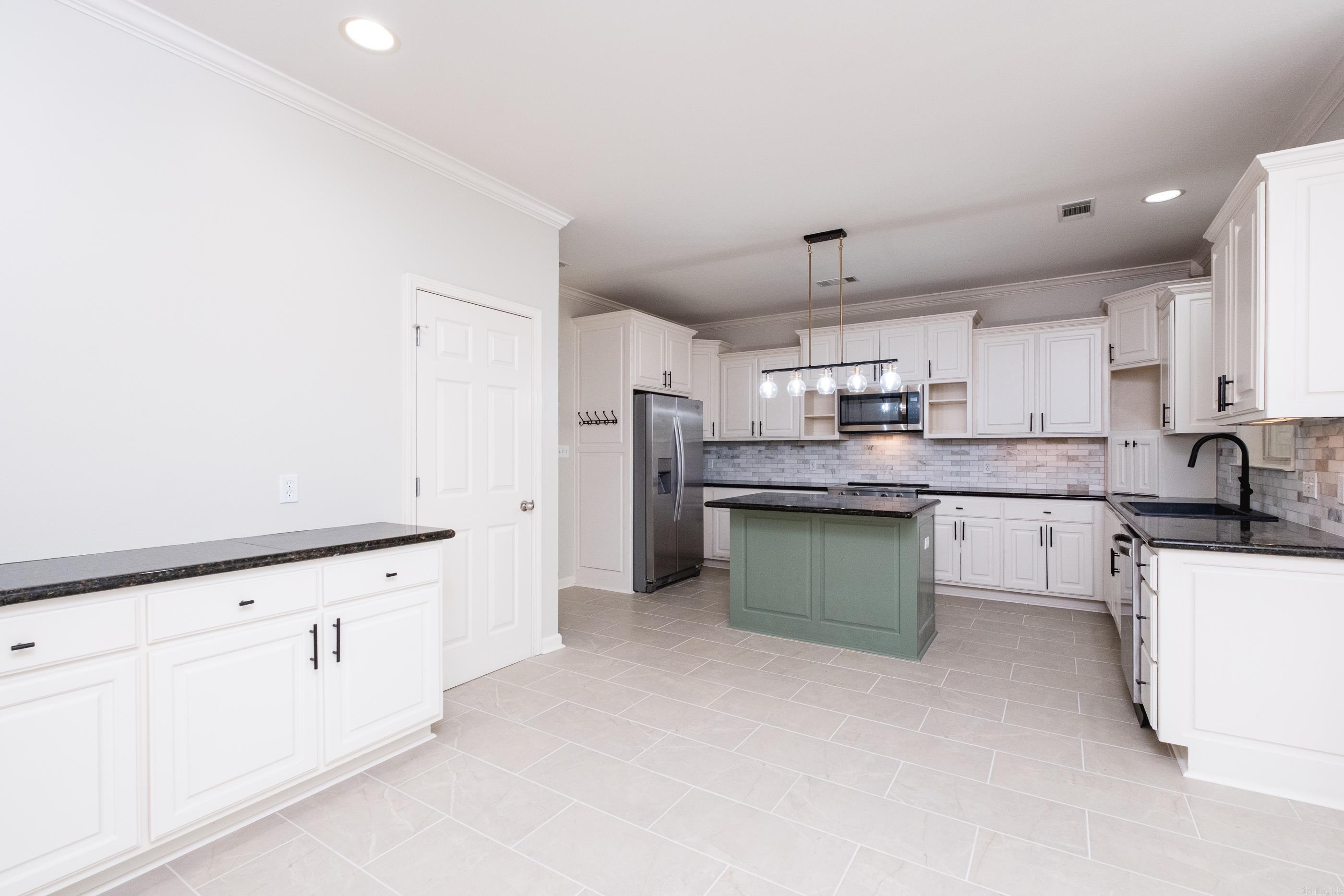 CHENAL VALLEY CHALAMONT PLACE - Residential