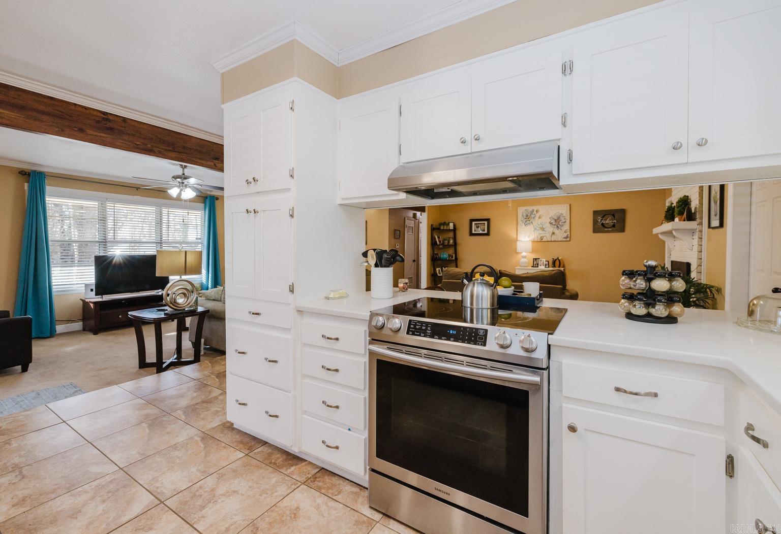 WHITEWOOD - Residential