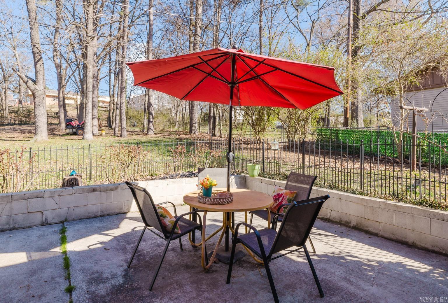 WHITEWOOD - Residential