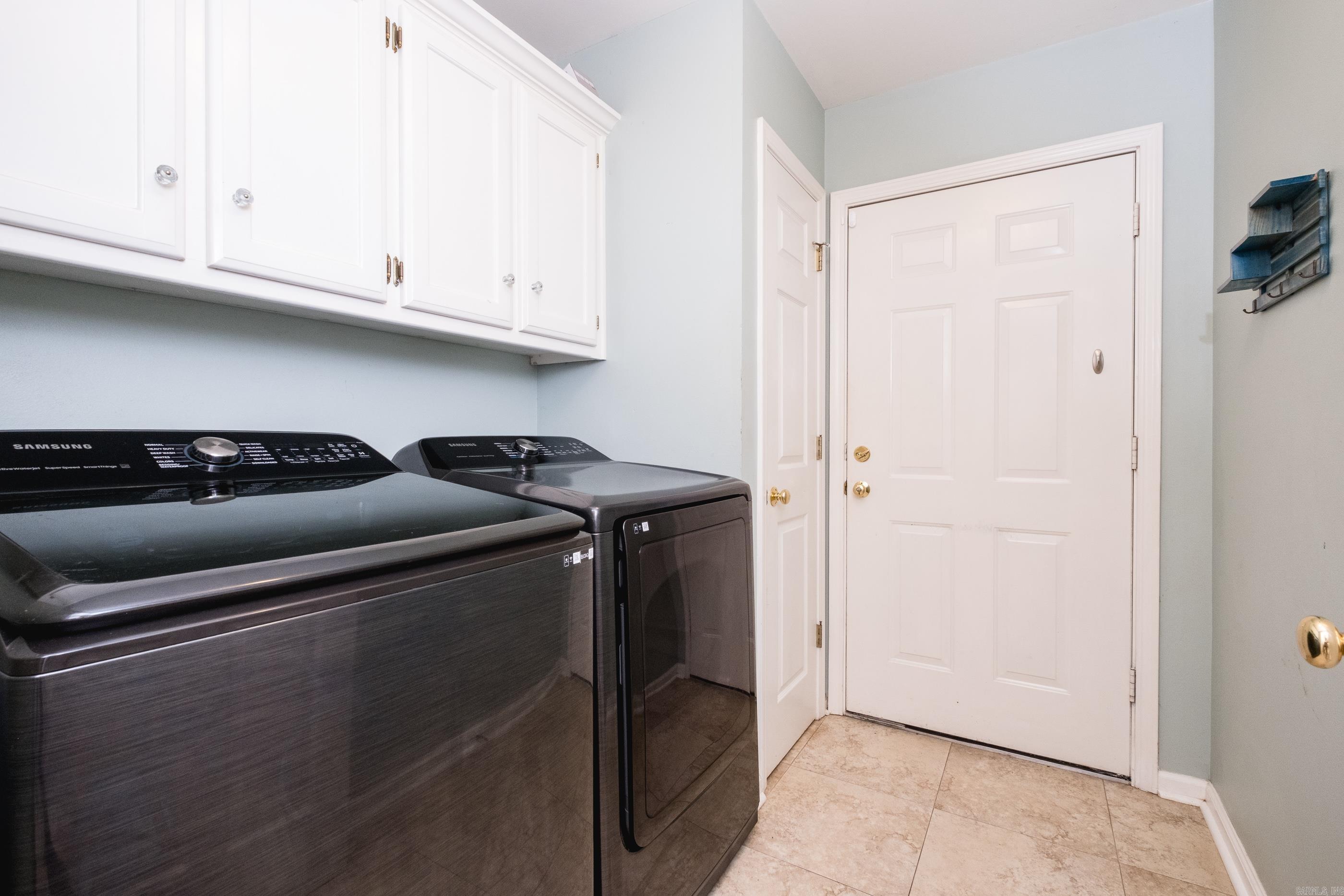 CHERRY CREEK ADDN - Residential