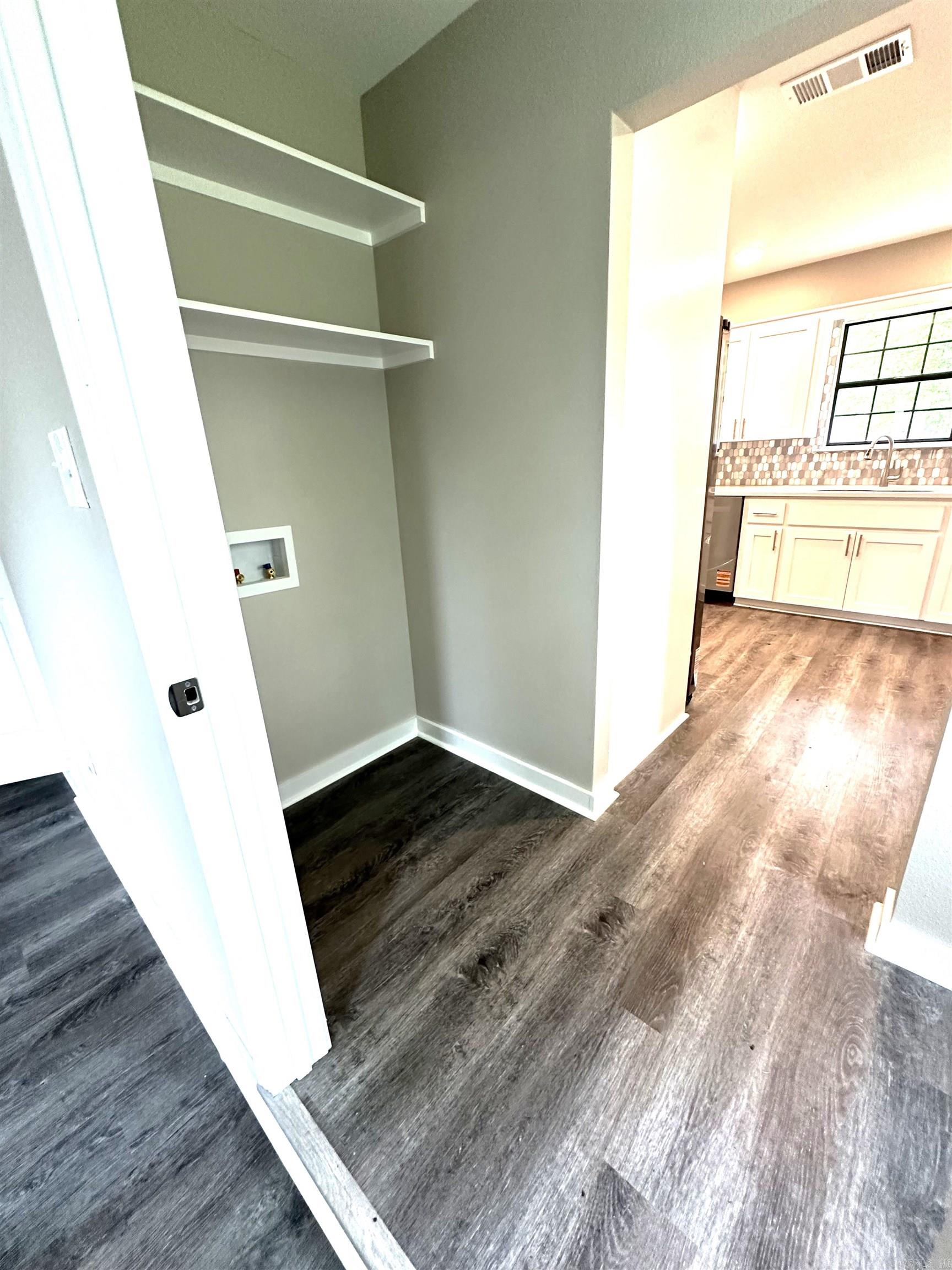 CONWAY EAST - Residential