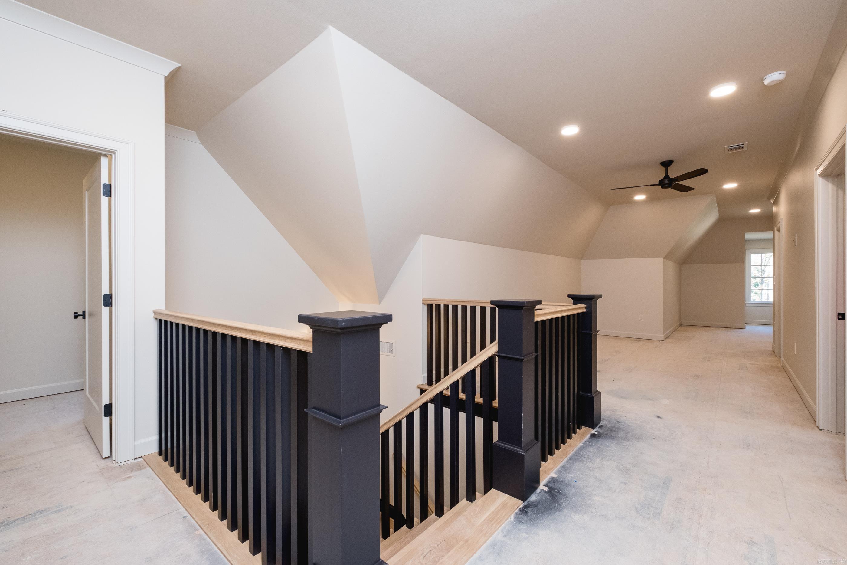 CHENAL VALLEY "MIRAMONT CIRCLE" - Residential