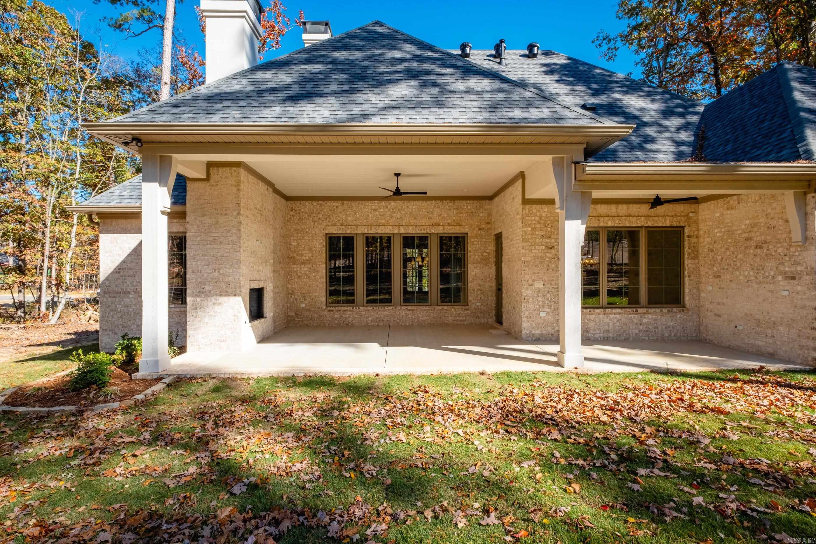 CHENAL VALLEY "MIRAMONT CIRCLE" - Residential