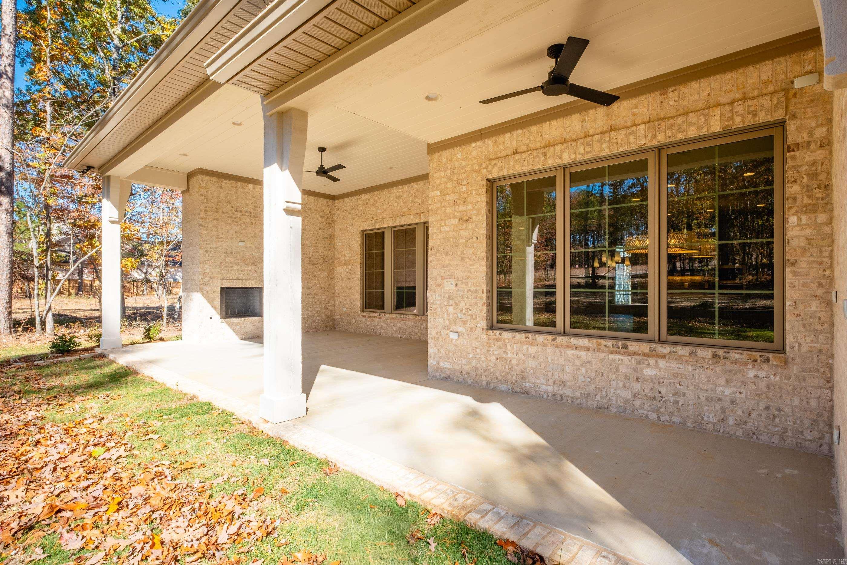 CHENAL VALLEY "MIRAMONT CIRCLE" - Residential