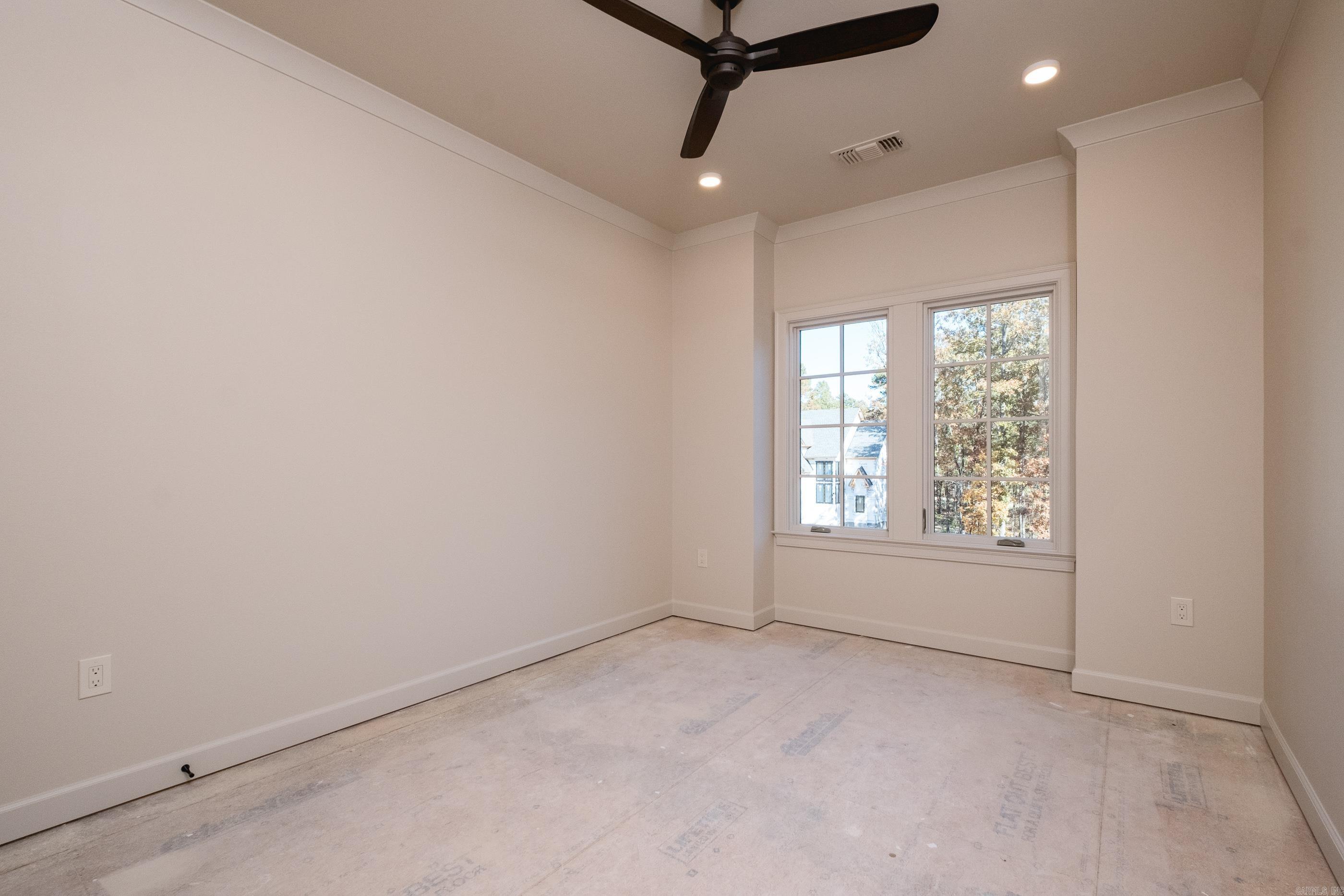 CHENAL VALLEY "MIRAMONT CIRCLE" - Residential