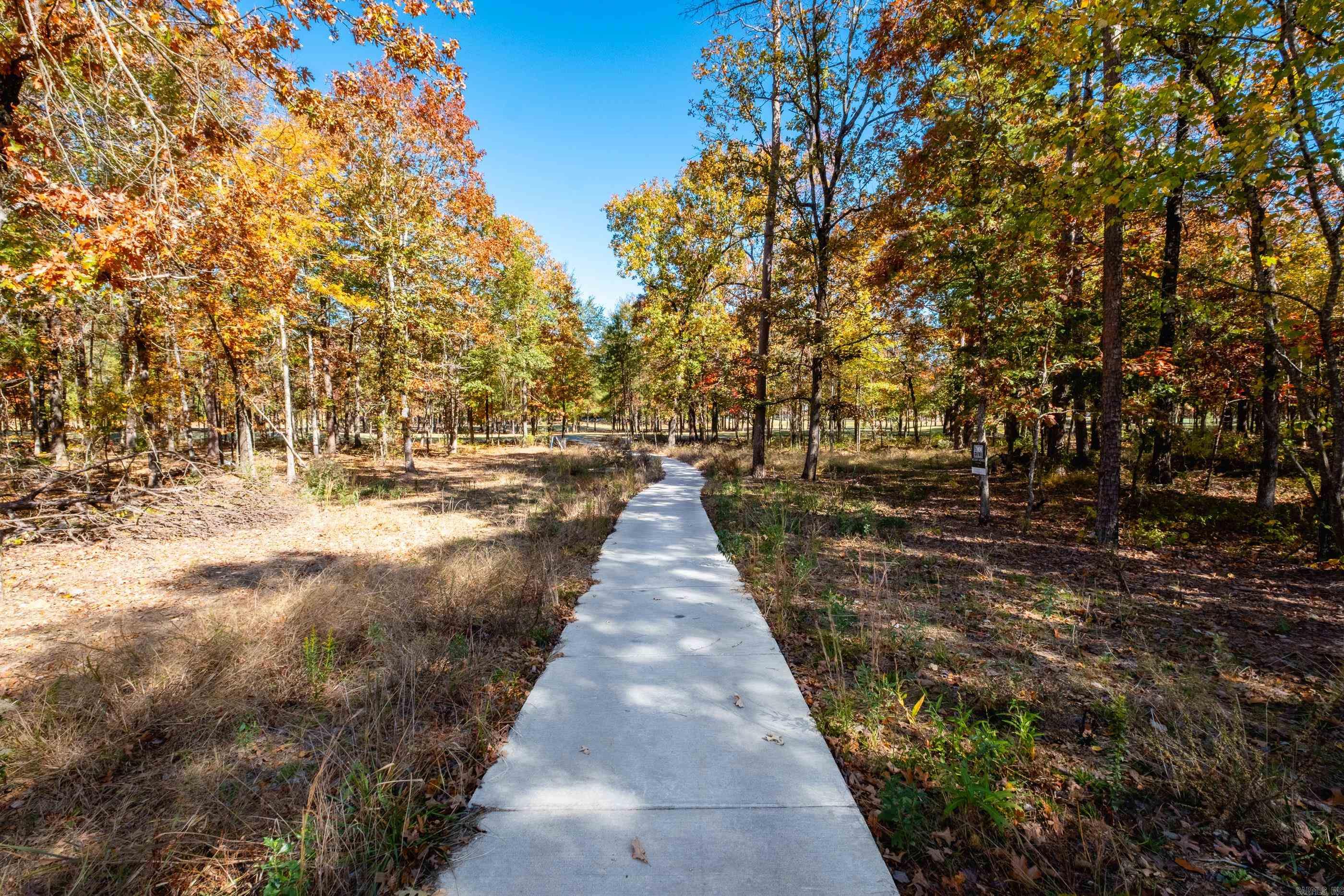 CHENAL VALLEY "MIRAMONT CIRCLE" - Residential